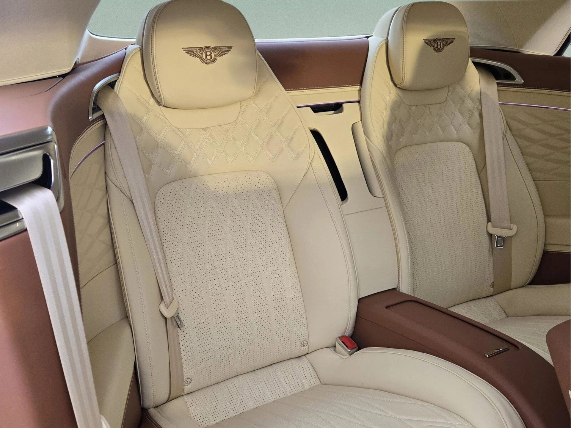 mph035_3274226381_d80bbd98922995c67cf492591712195ex_22dfee05ea