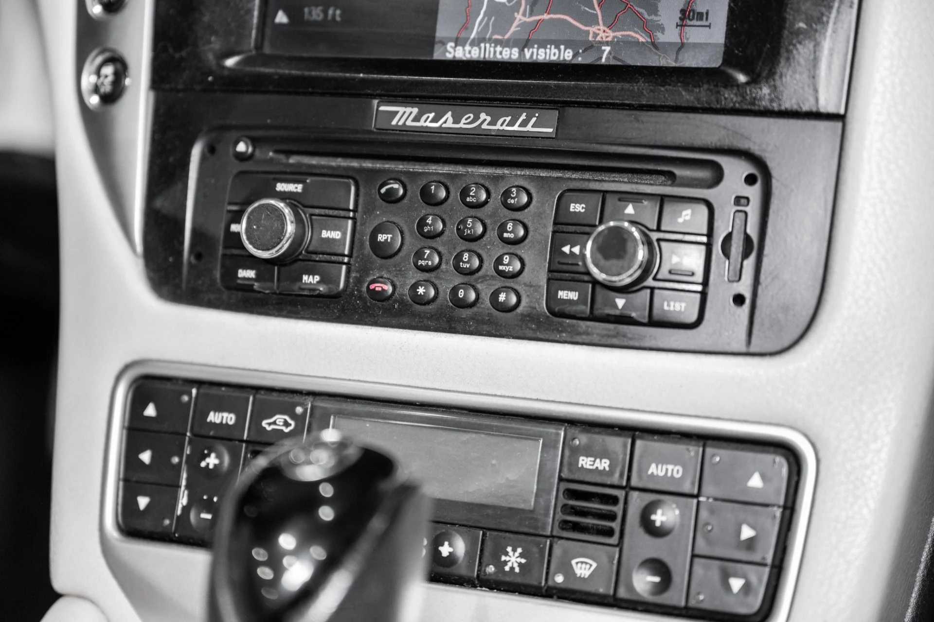 mph035_3275503167_Used_2012_Maserati_Gran_Turismo_1779160431_b2771596e7