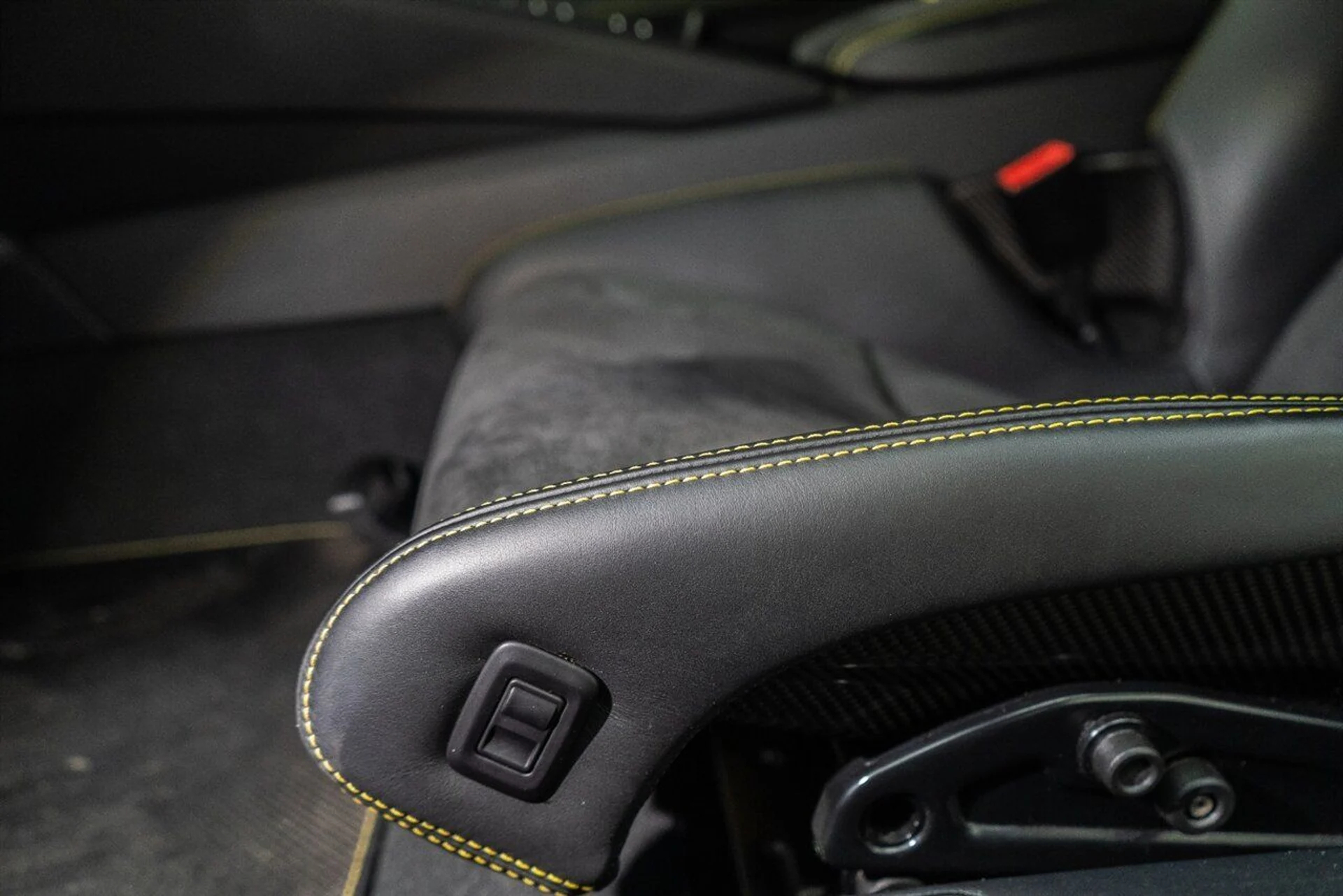 mph035_3280173033_c04b556229_1280_43f392833b