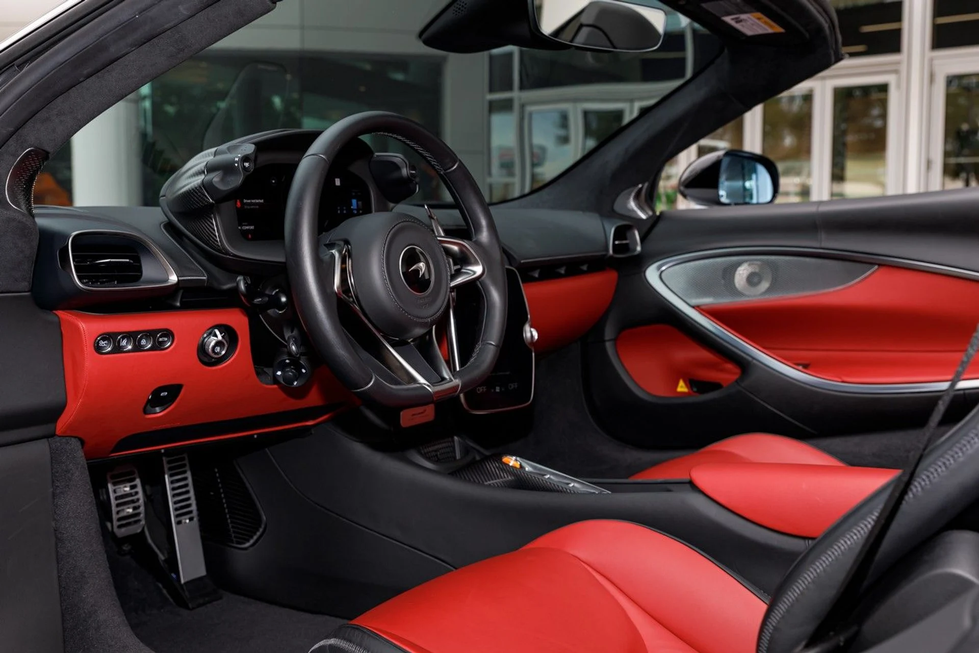 mph035_3282220076_446_p36_l_a0fa703a96