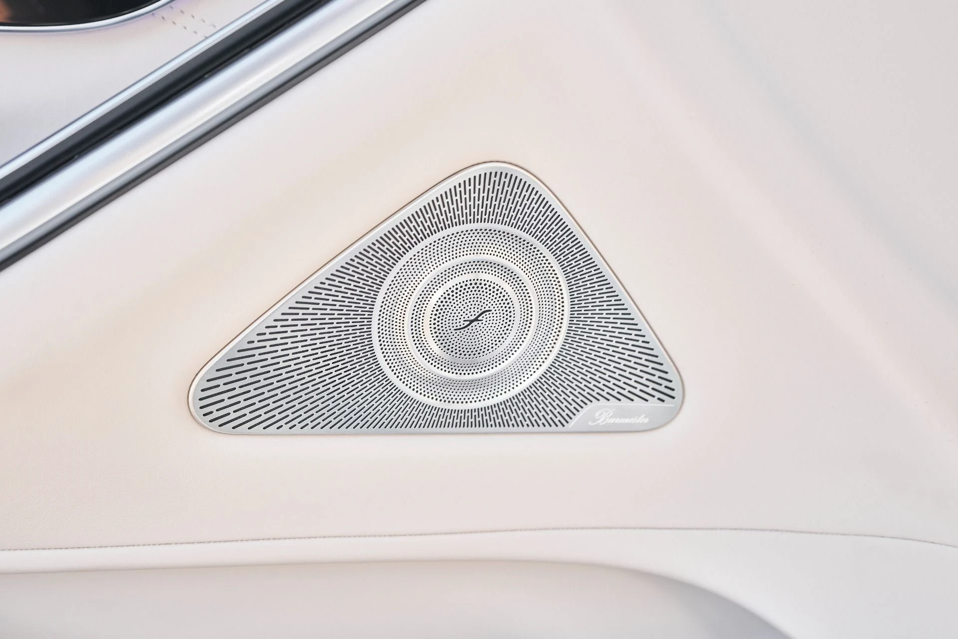 mph035_3284767428_Used_2025_Mercedes_Benz_S_Class_Maybach_S_680_1761611094_727a0e5bb6