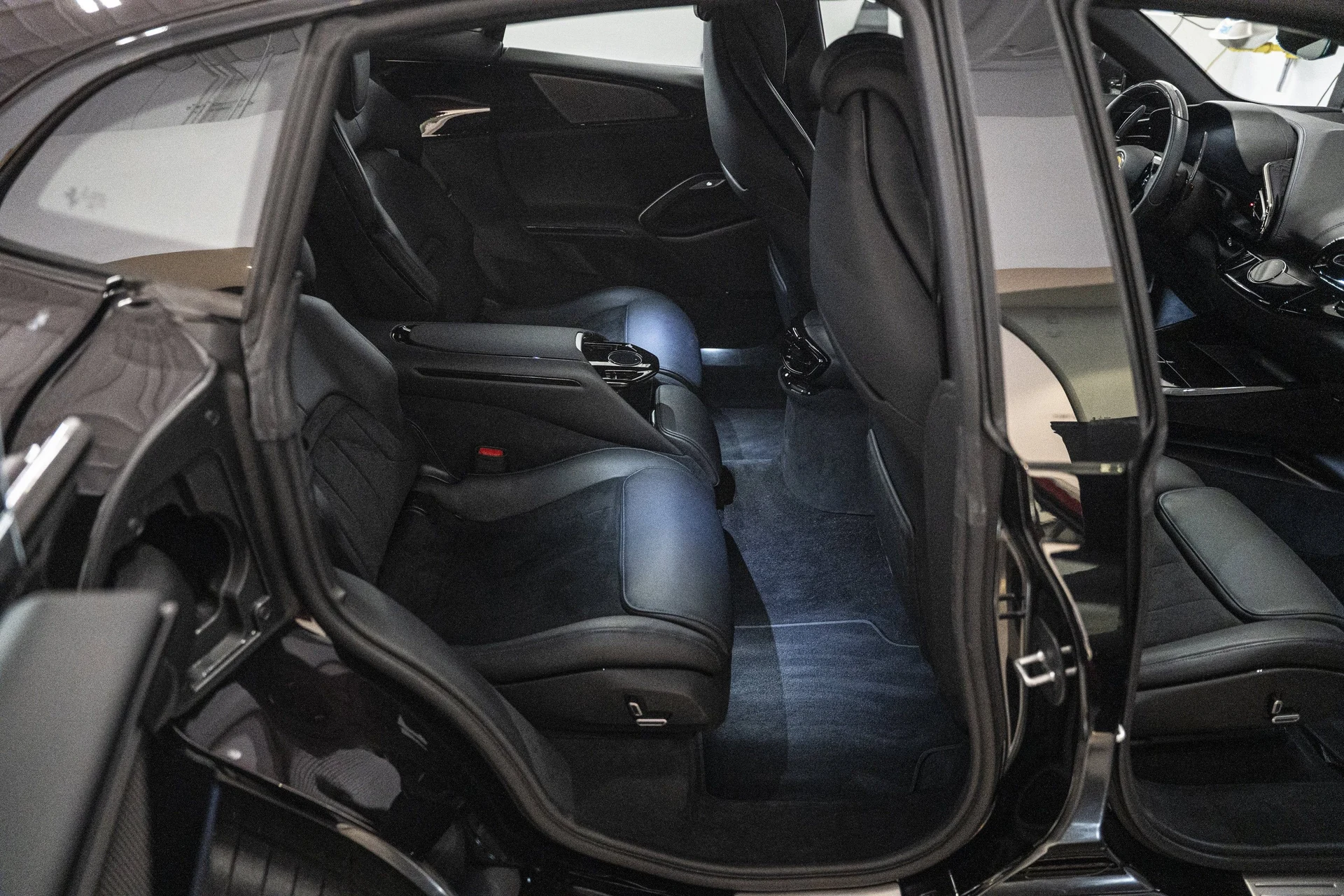 mph035_3308198473_014e2a8e2f624452b993d4f787ab0480_7c8af8e1f2