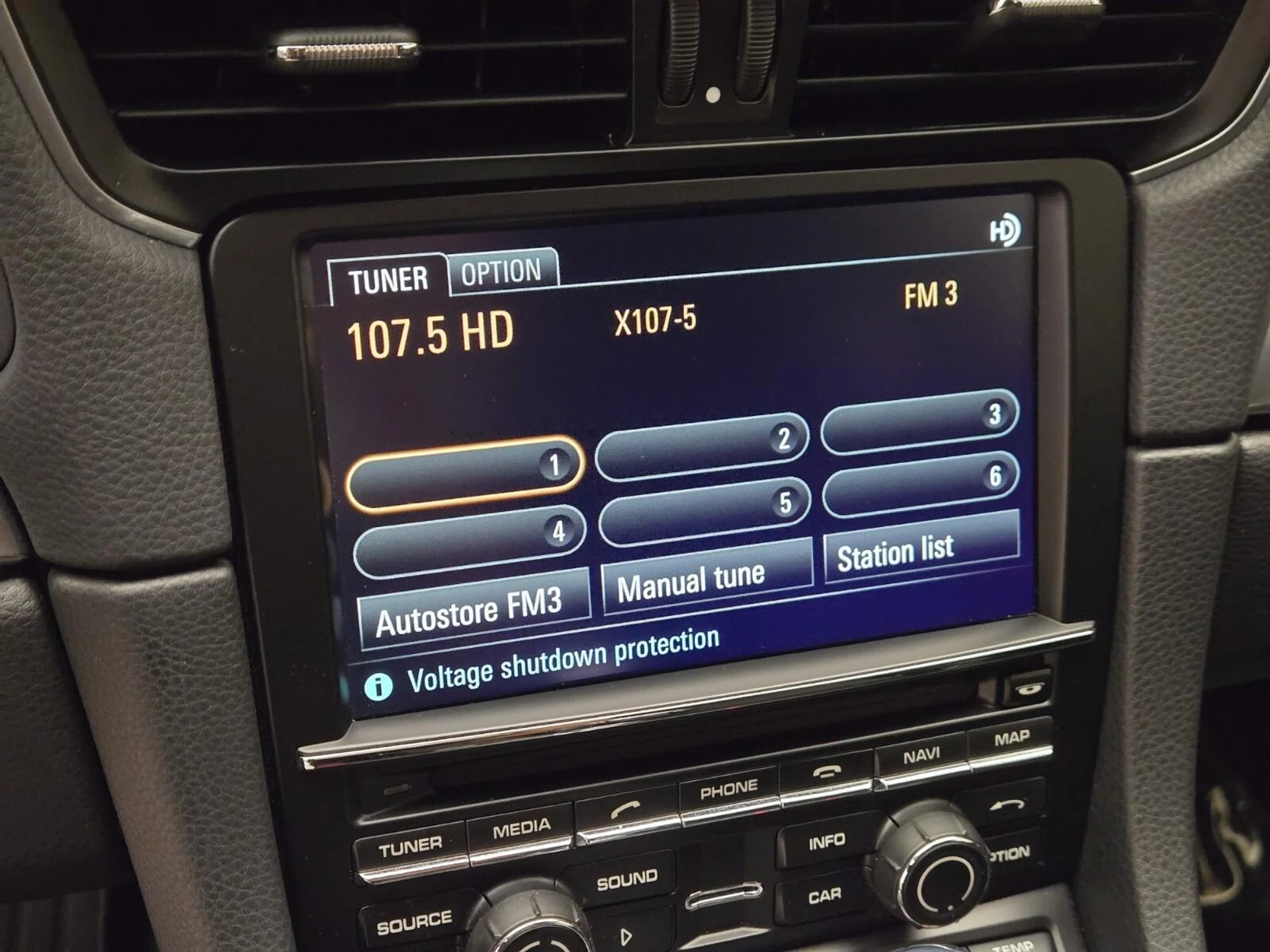 mph035_3315866109_Used_2014_Porsche_911_Carrera_1777355662_7e933c4000