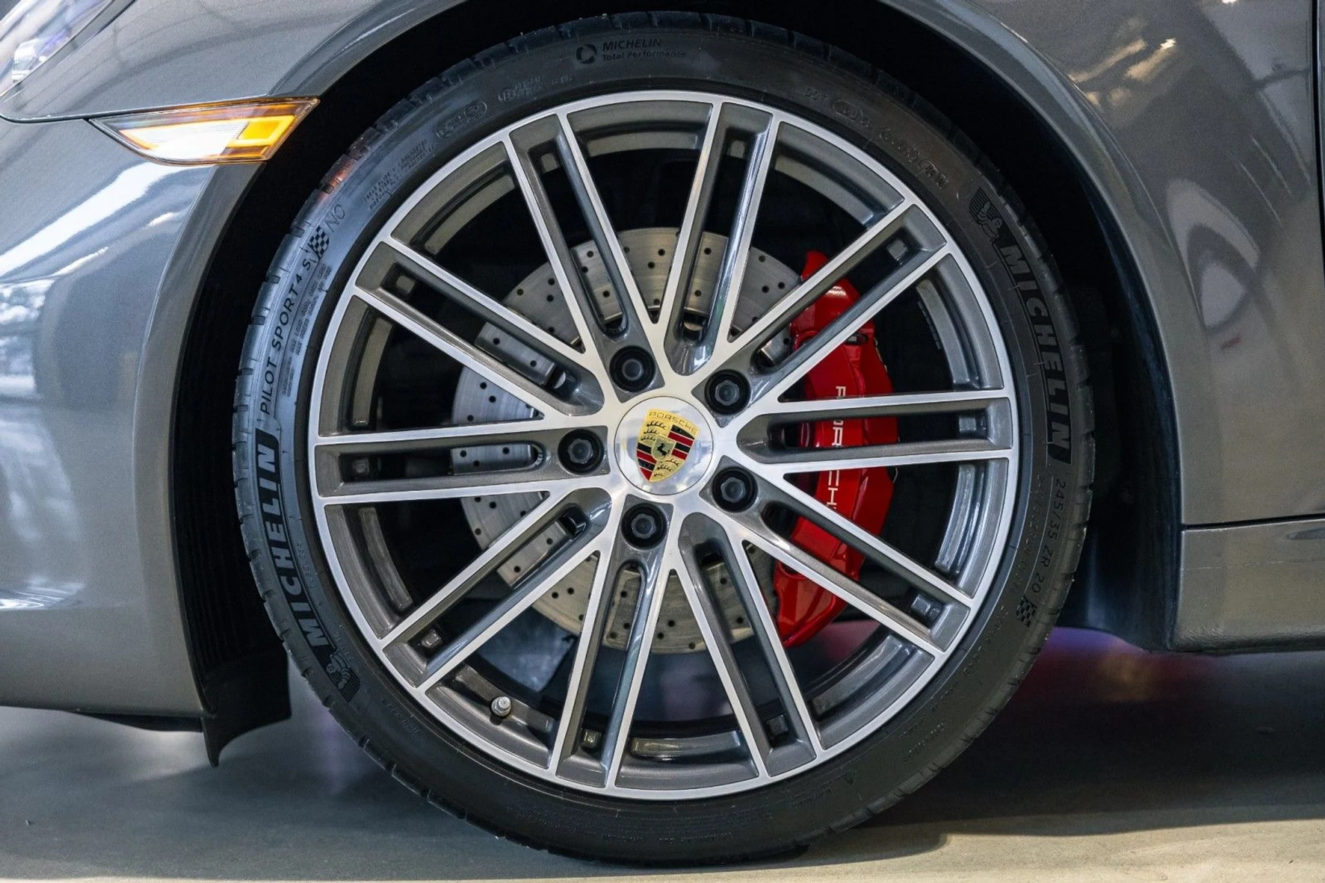 mph035_3319818014_Ig_59e6647265