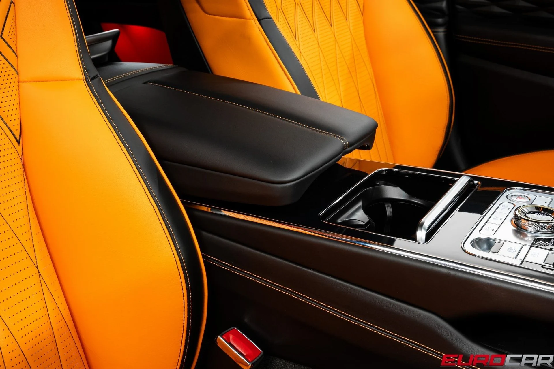 mph035_3330150322_image_36_5050b56181