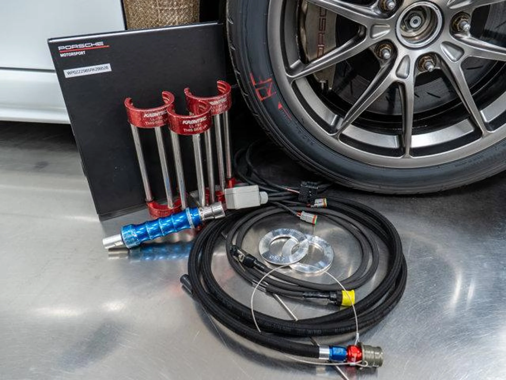 mph035_3330842465_OH_Ub_SZ_2wmx_NNYA_1_QU_5_Za_P_War_Y_Do_47cfee85c5