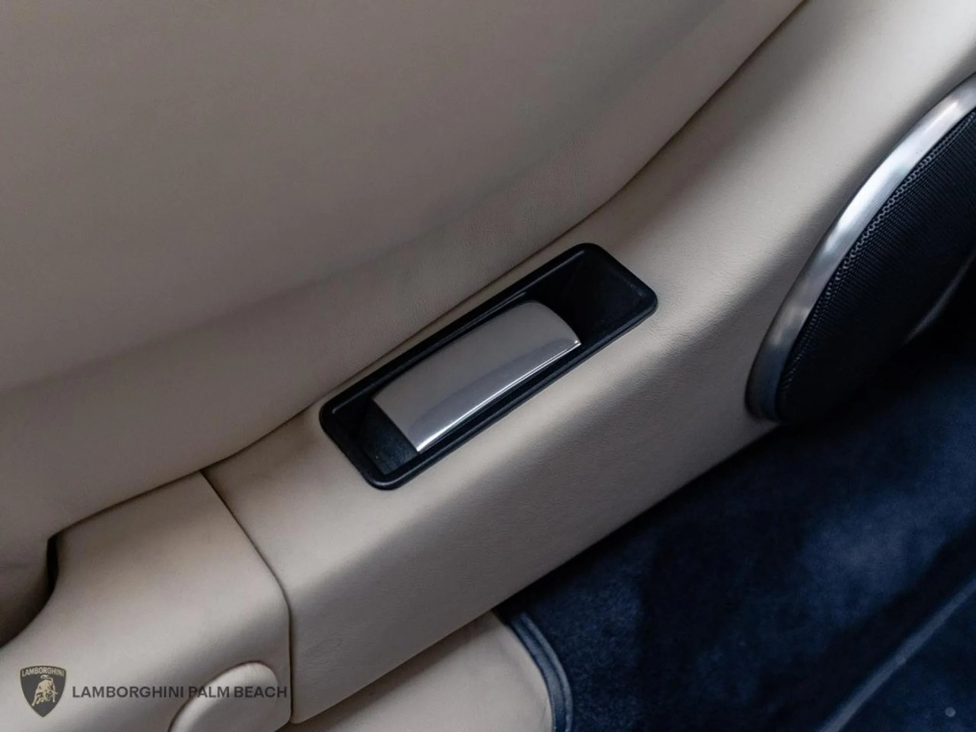 mph035_3332020882_a078f7fe534cc454088f968127b88318_b18c9dbf87