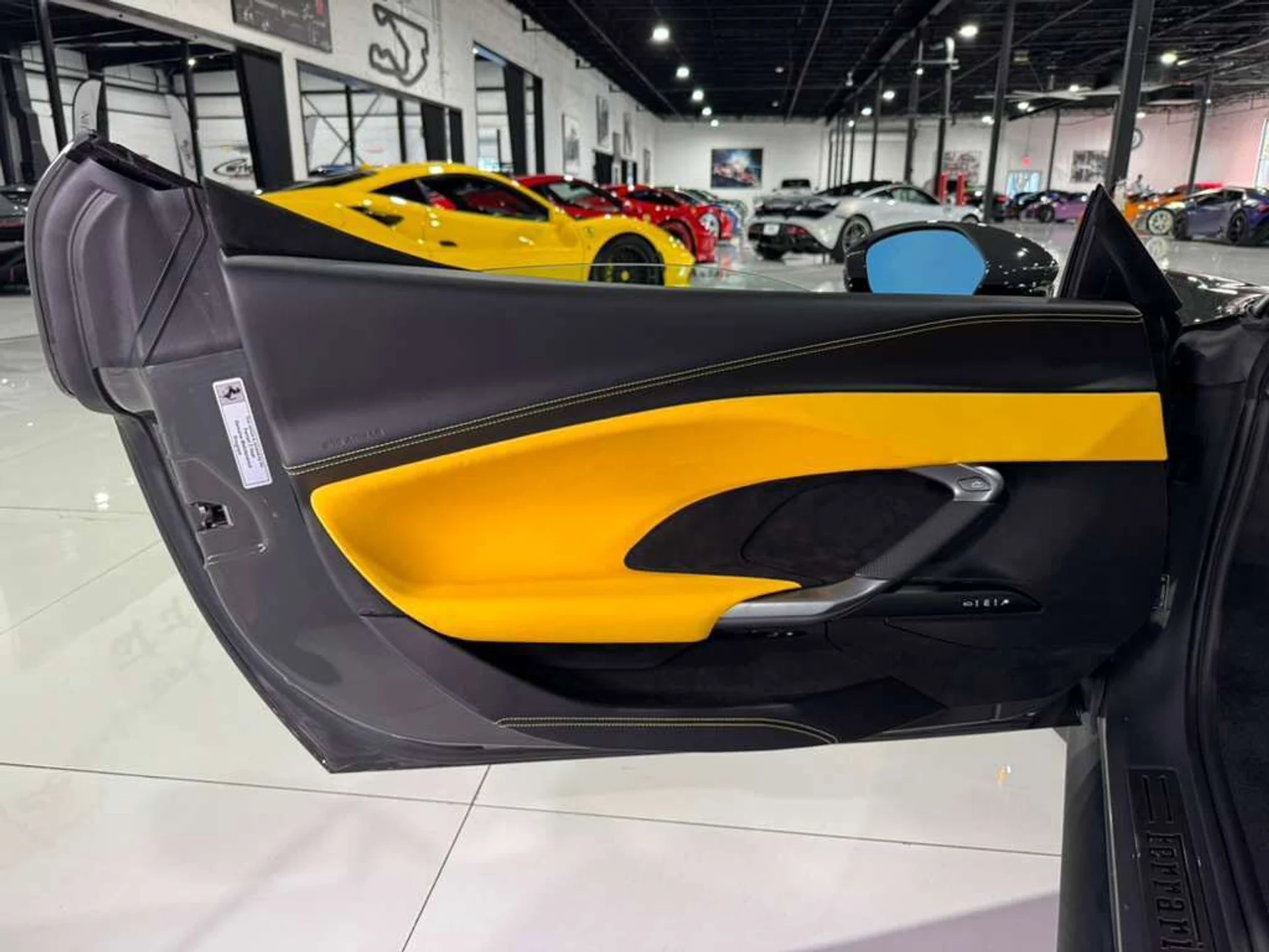 mph035_3337192110_43d5915be28c4da15be143596b06092d_7db7941d37