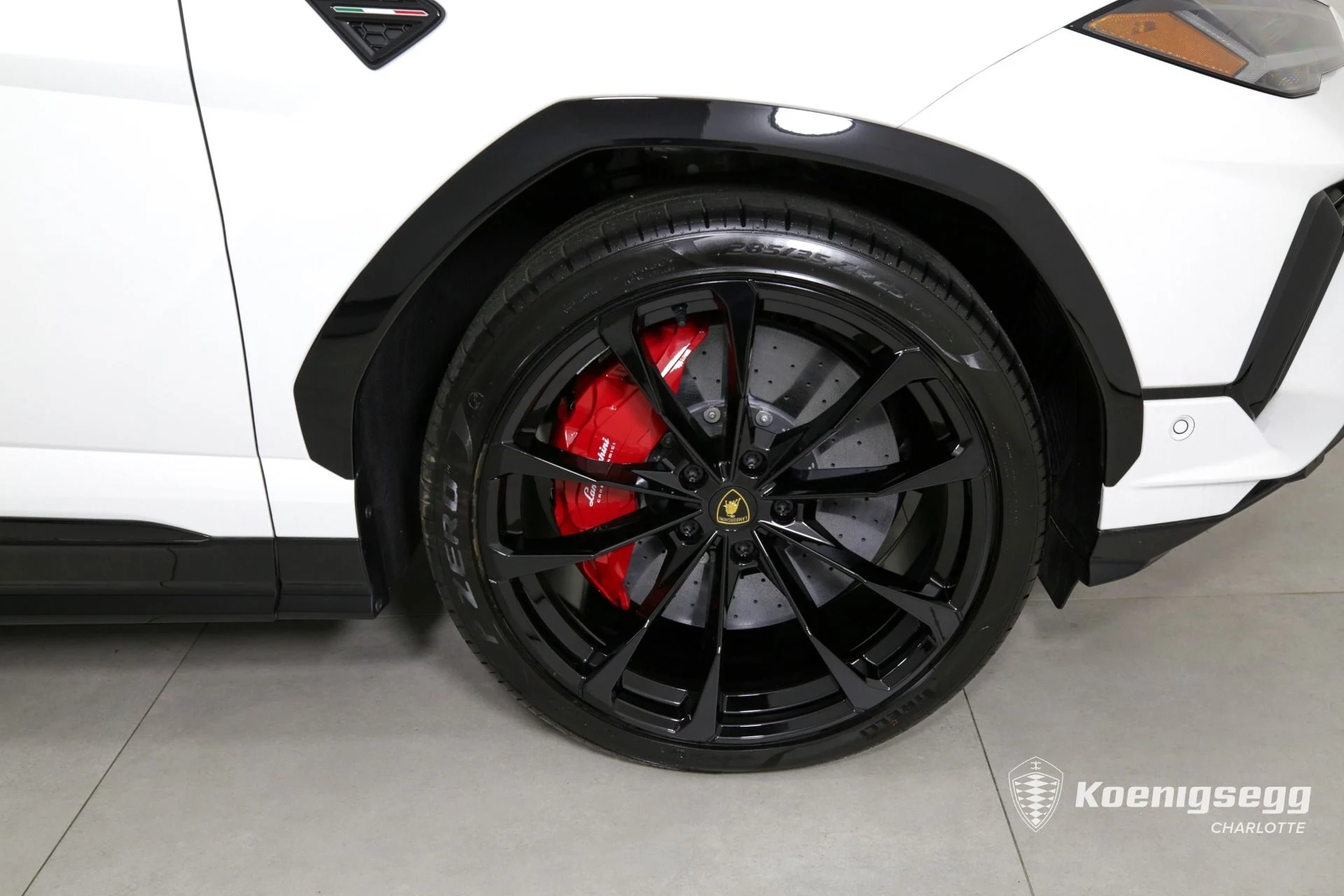 mph035_3339983162_Used_2023_LAMBORGHINI_URUS_S_PEARL_CAPSULE_1720196278_31cb42bb35