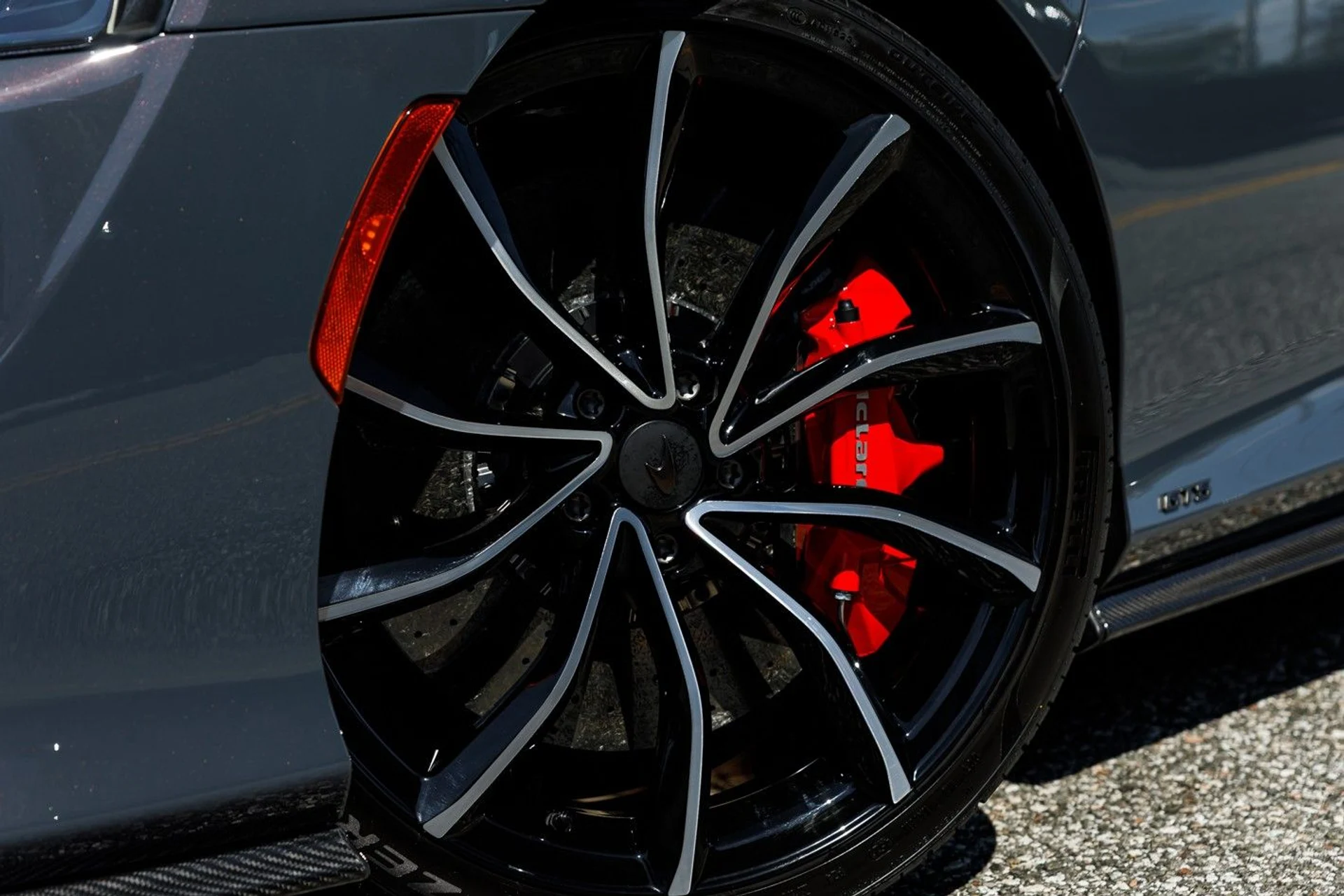 mph035_3346619946_467_p36_l_b1fb247129