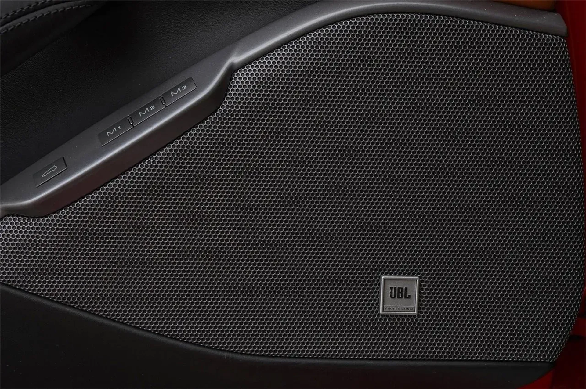 mph035_3354515255_3359e375dce147c88497a56cc930fe25_d0d43d8975