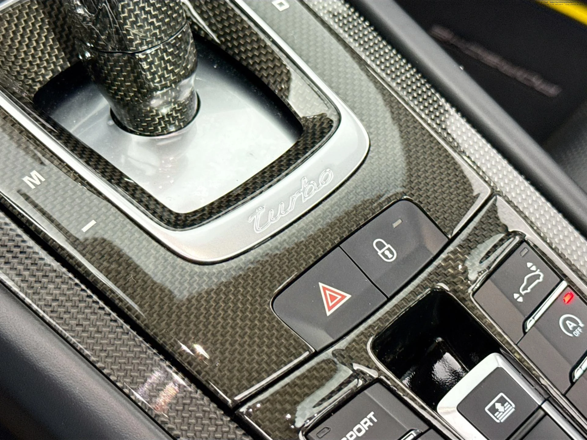 mph035_3355937398_Used_2014_Porsche_911_Turbo_S_1785187766_6e7d39452c