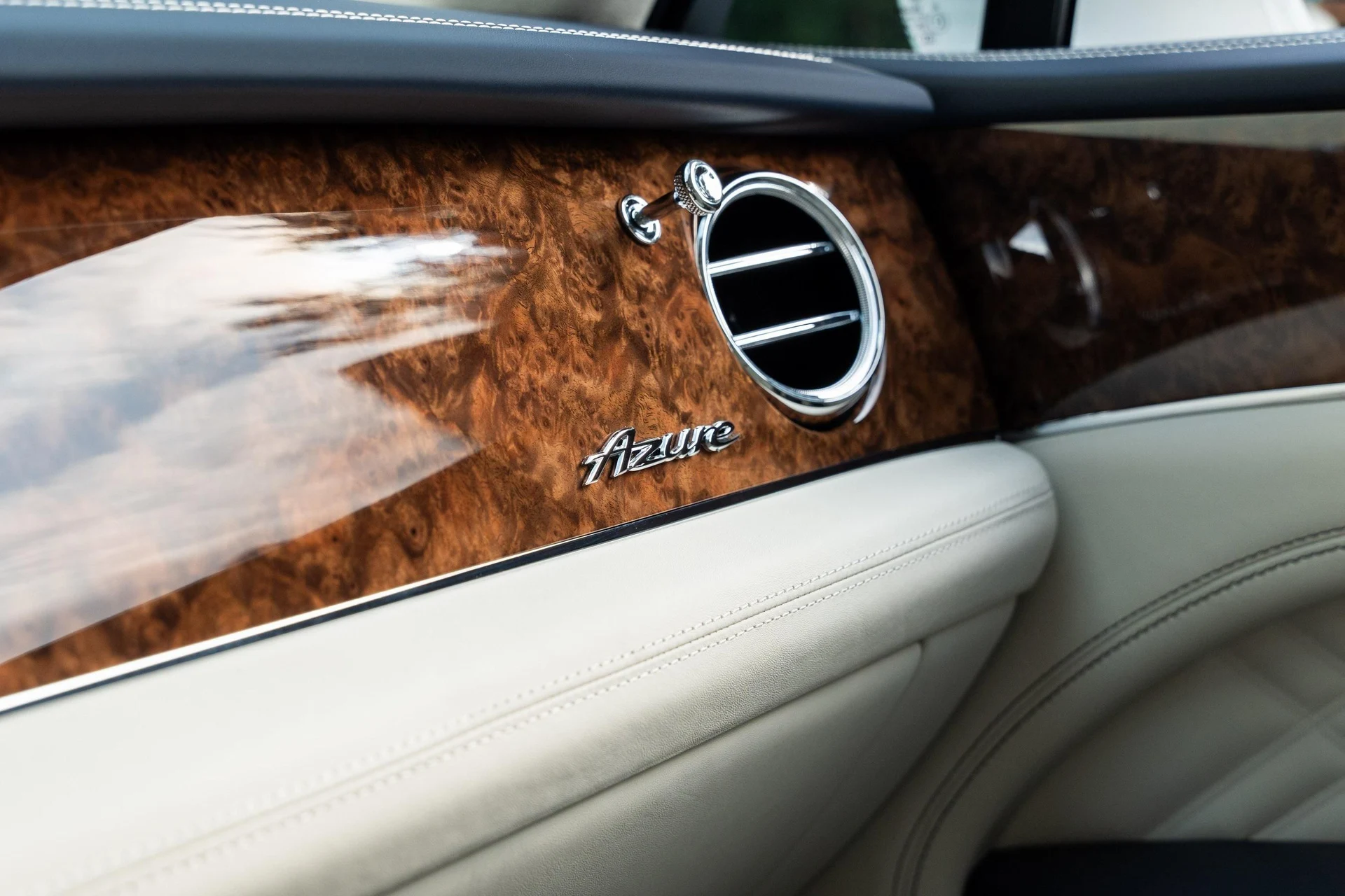 mph035_3361697679_389622358_677365532b7a94b33fd41a66_a2442c4c5e