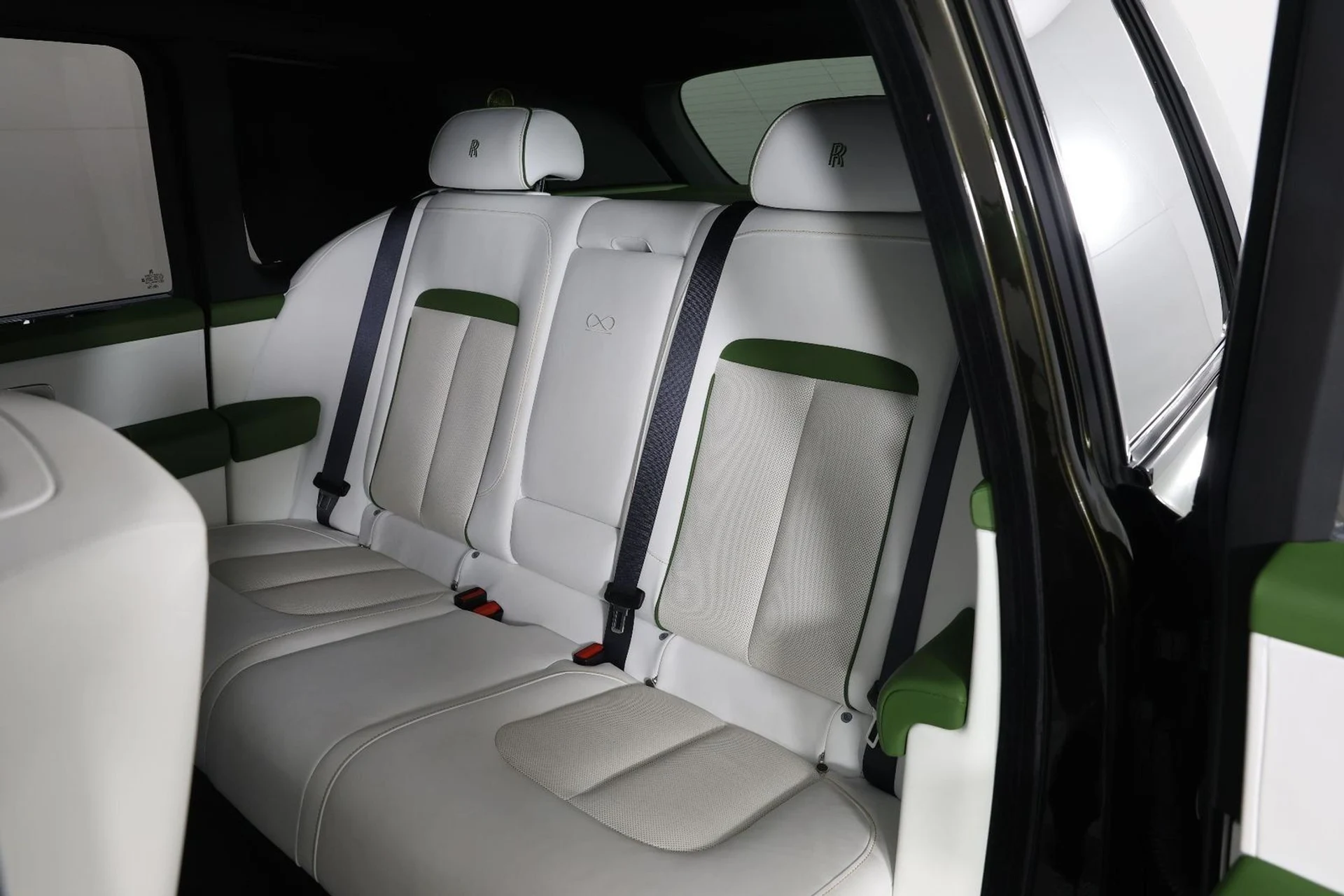 mph035_3362710959_deb81099d91dad931bd7964dc283c255_46011a6c5a