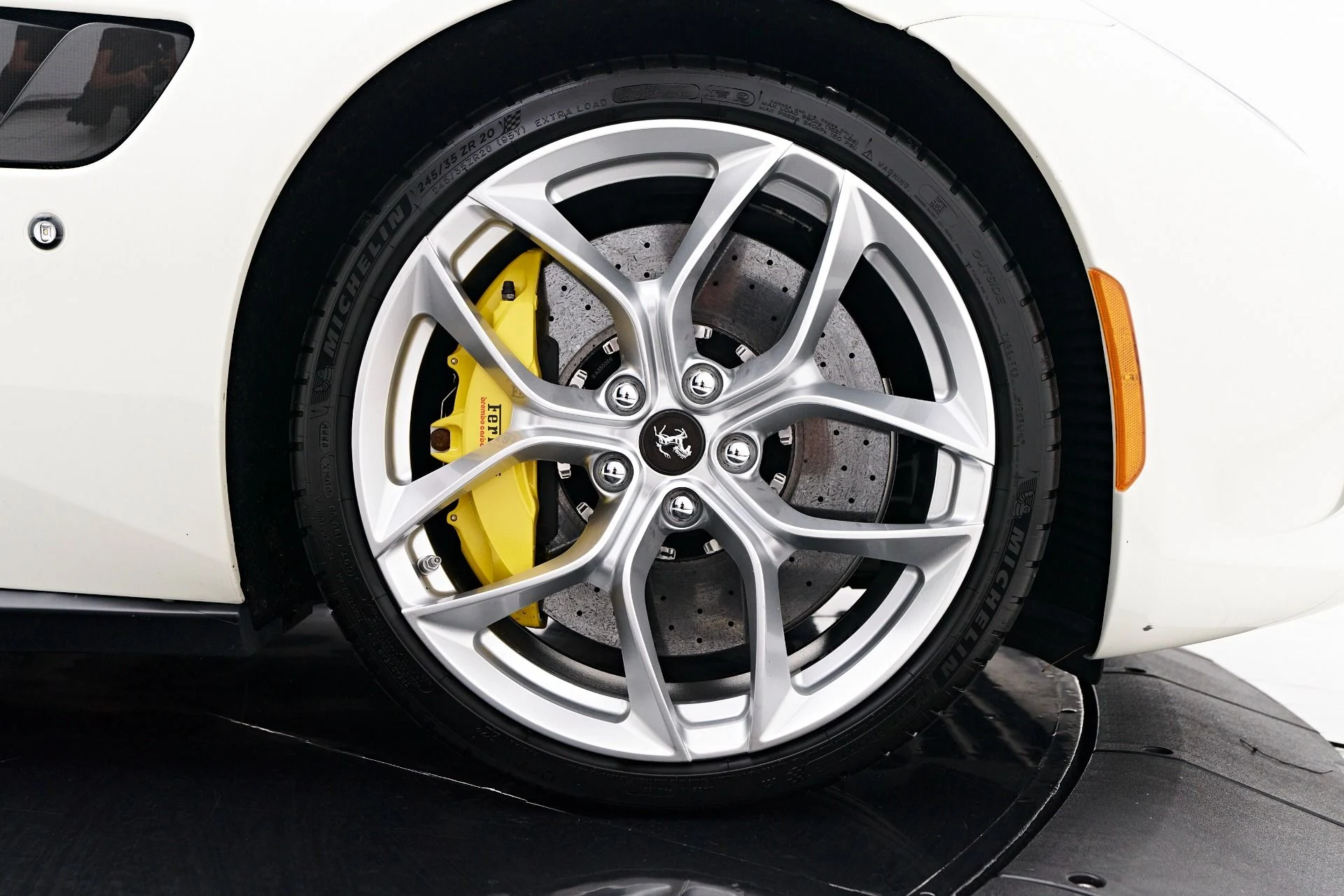 mph035_3365094121_Used_2019_Ferrari_GTC_4_Lusso_T_1758850863_1b4d714df6