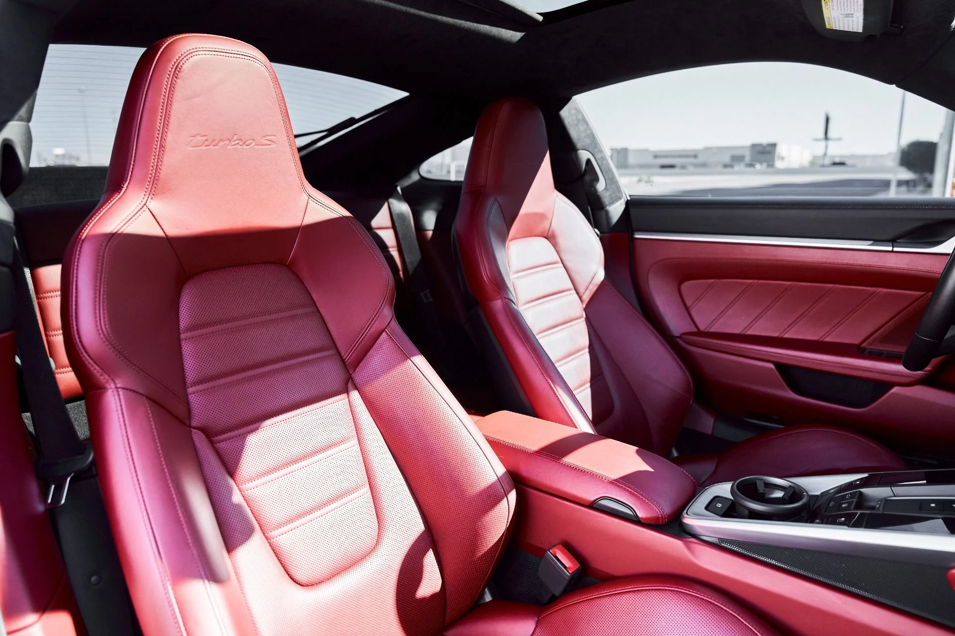 mph035_3370054566_Used_2021_Porsche_911_Turbo_S_1773694233_7807bae1c4