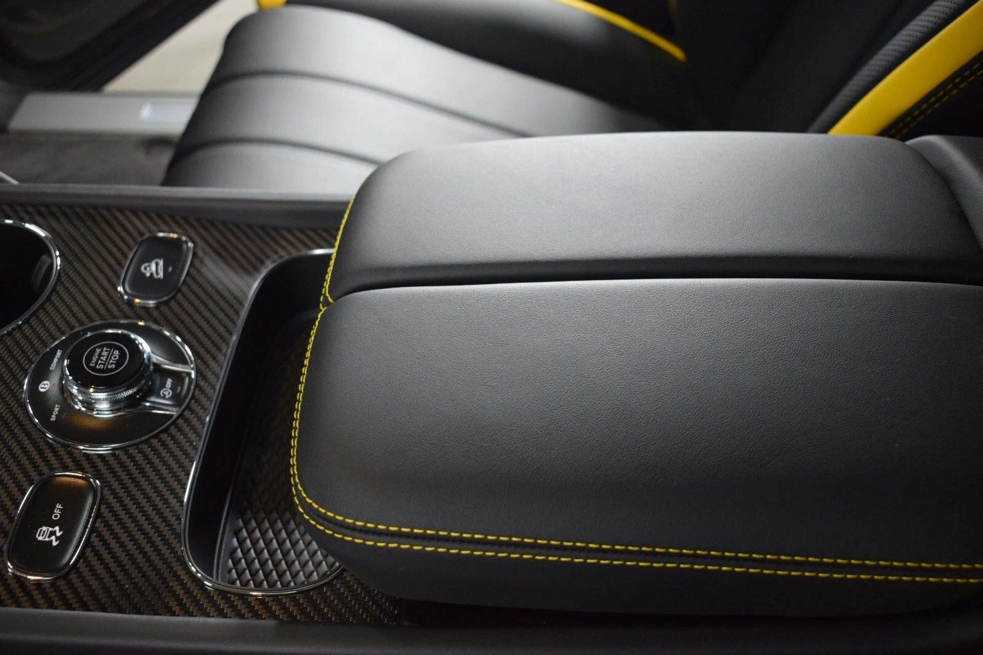 mph035_3387005373_143c2c6cbd3f0cb2014523a85f5420f2x_90c8093c8c