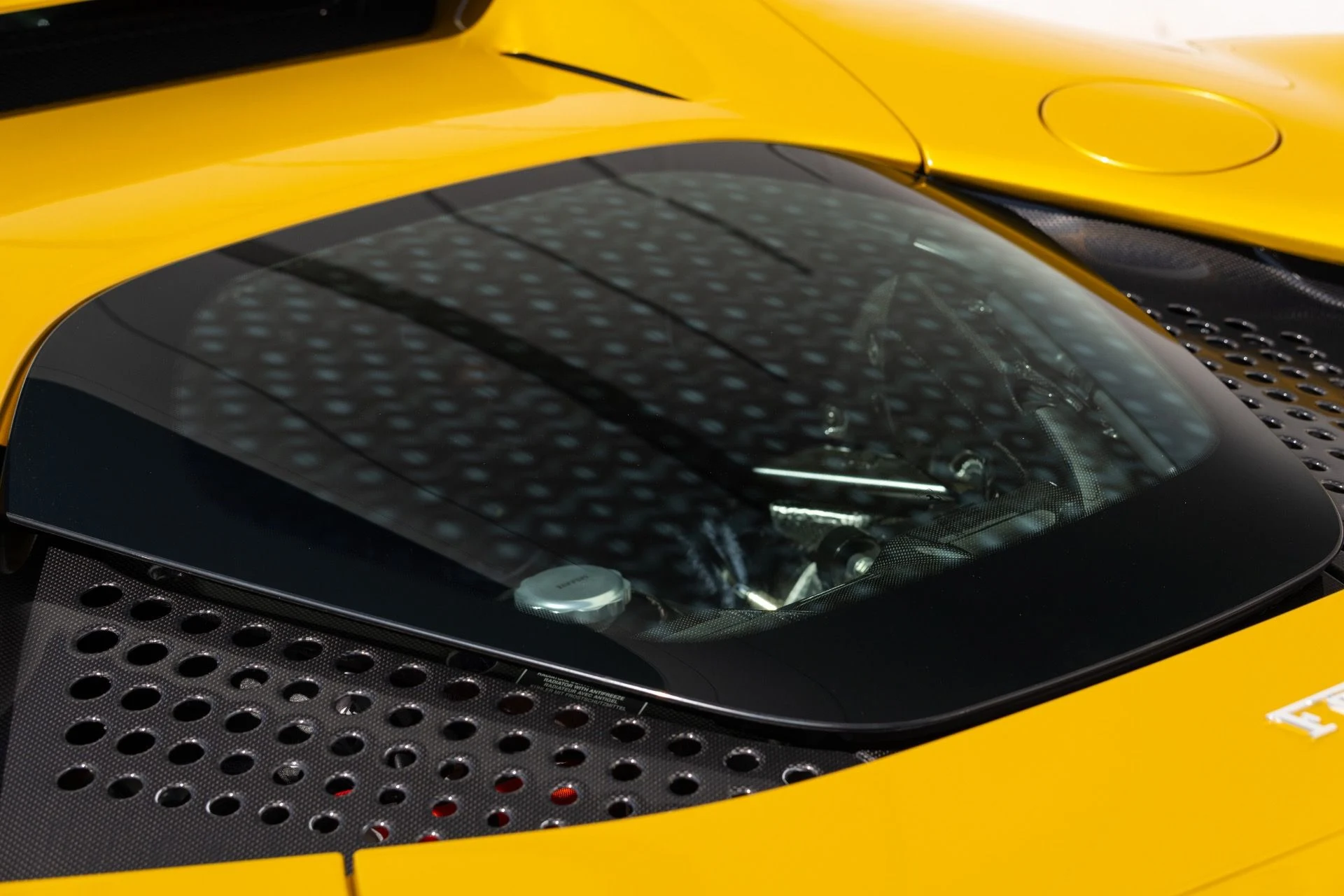mph035_3388920174_Used_2023_Ferrari_SF_90_Stradale_1780886537_4278fd39de