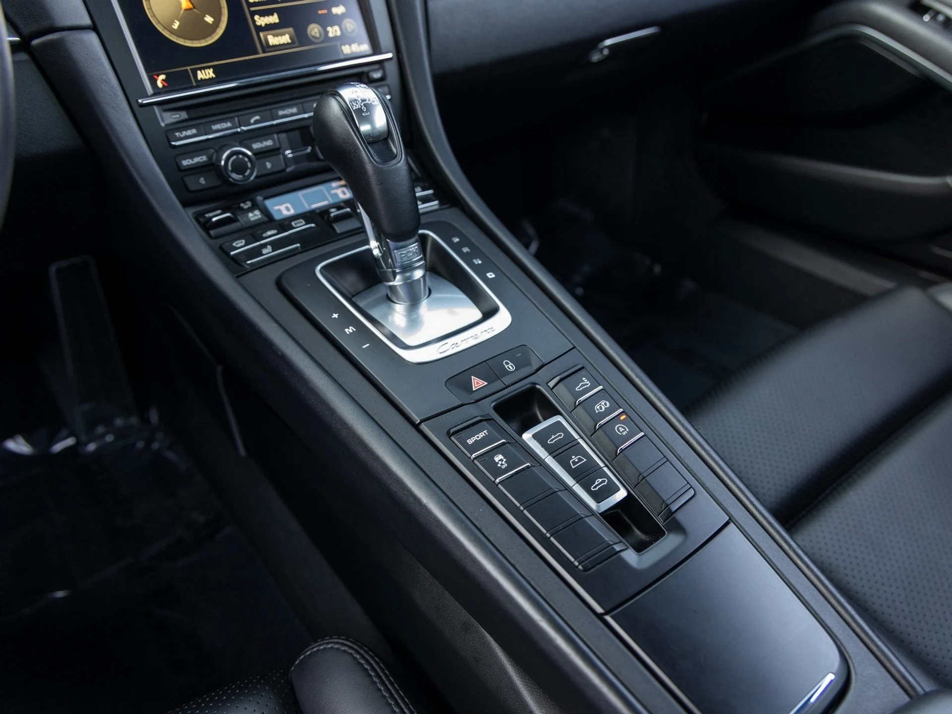 mph035_341397842_36_5de4fc2e93