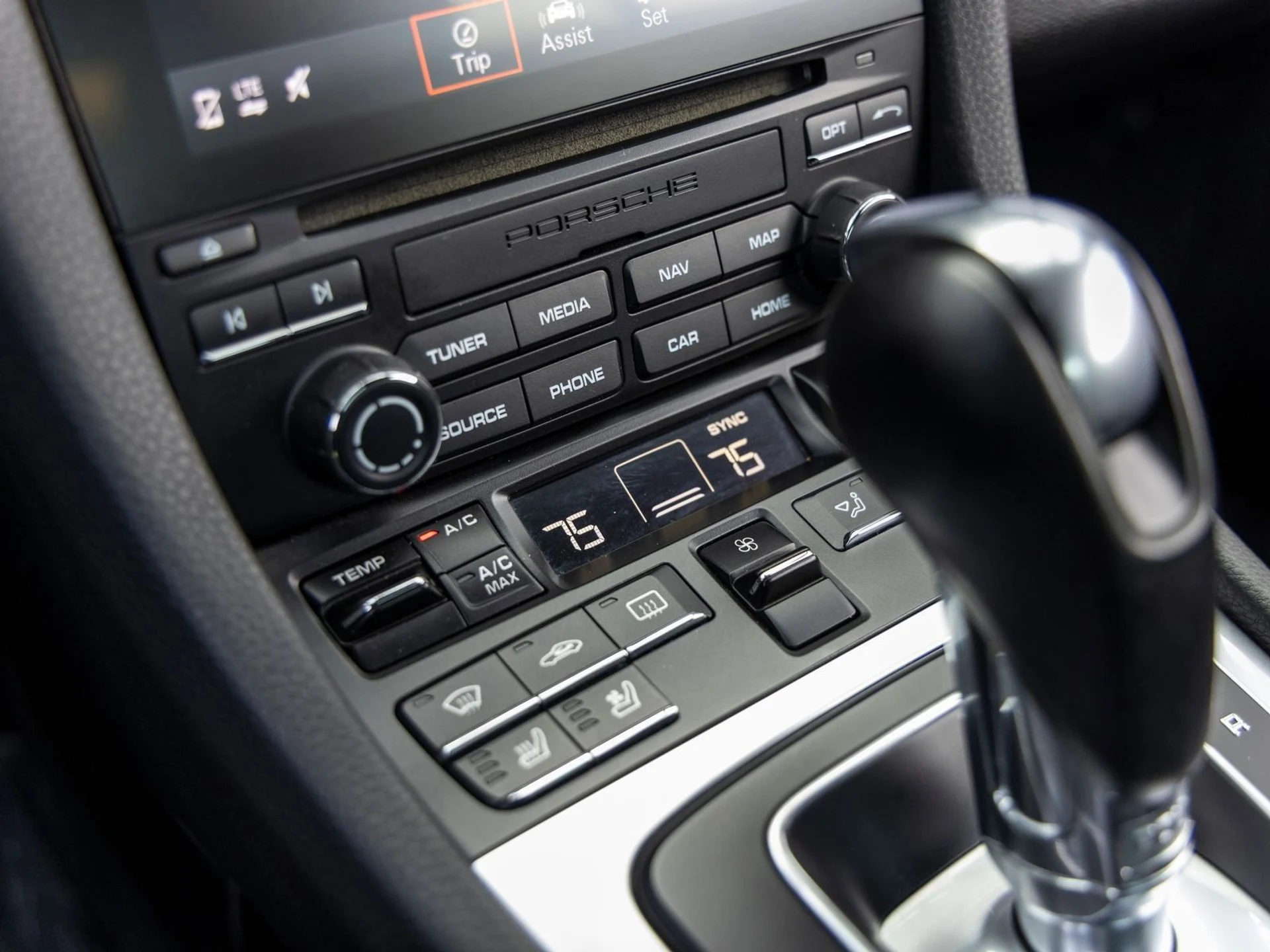 mph035_3417868485_36_528f659576