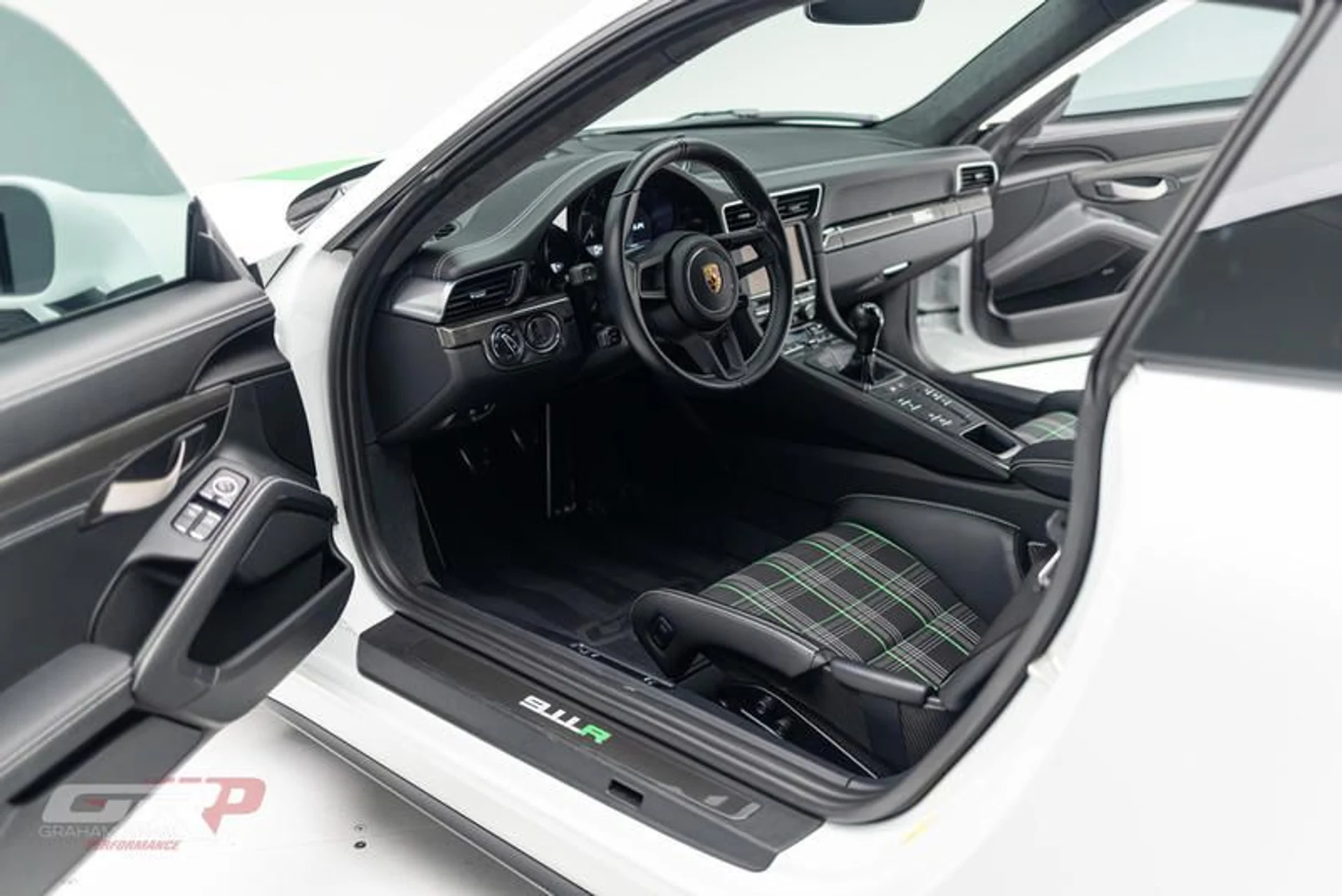 mph035_3418009914_A453_F1_F7_DA_86_45_A8_9408_873_CC_26_C3691_4784ff54ff