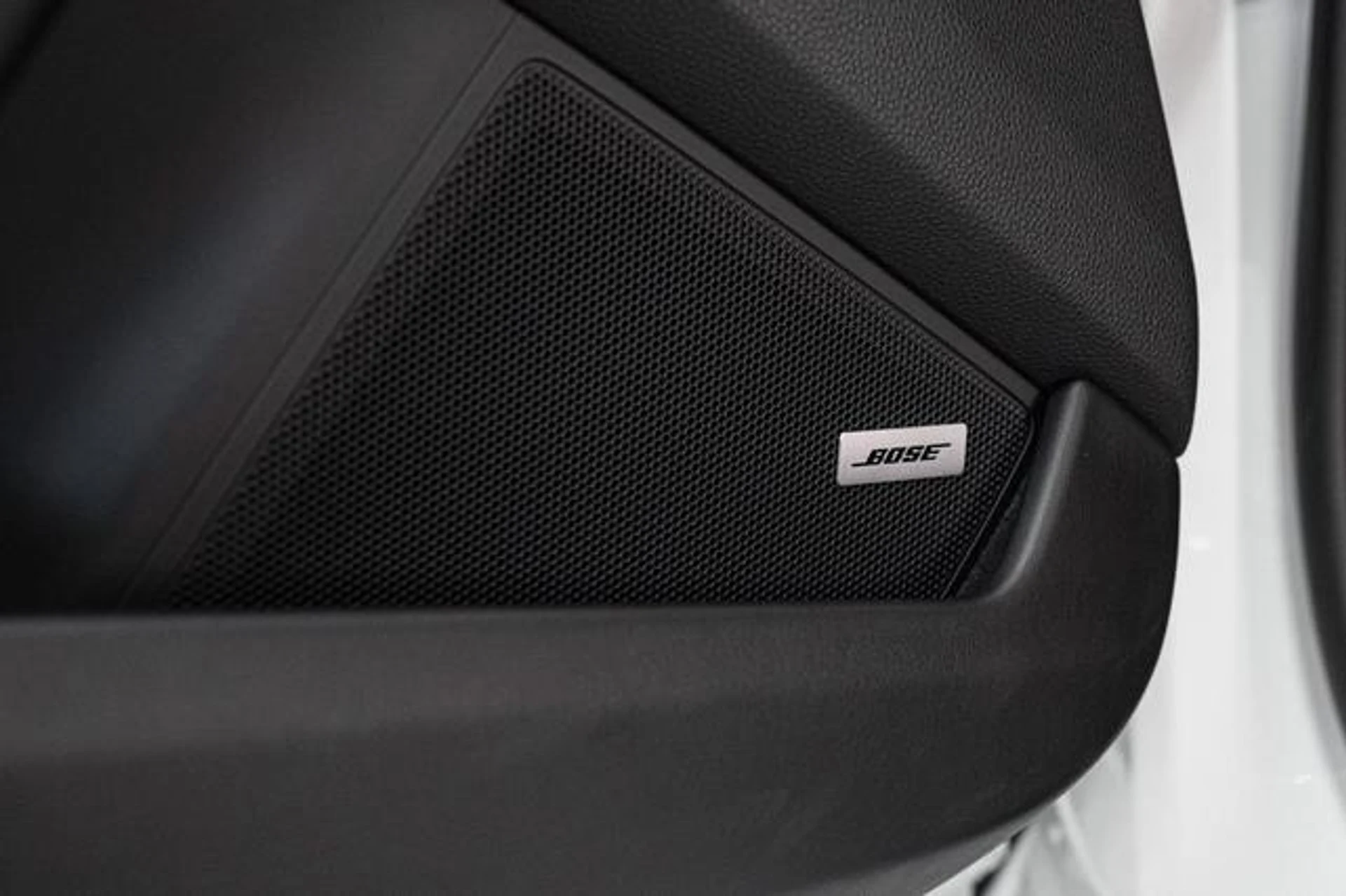 mph035_34218652_HWI_Slbr_V4_C_Cy8oviu_NTG_2r4ikw_Q_d17c11c115