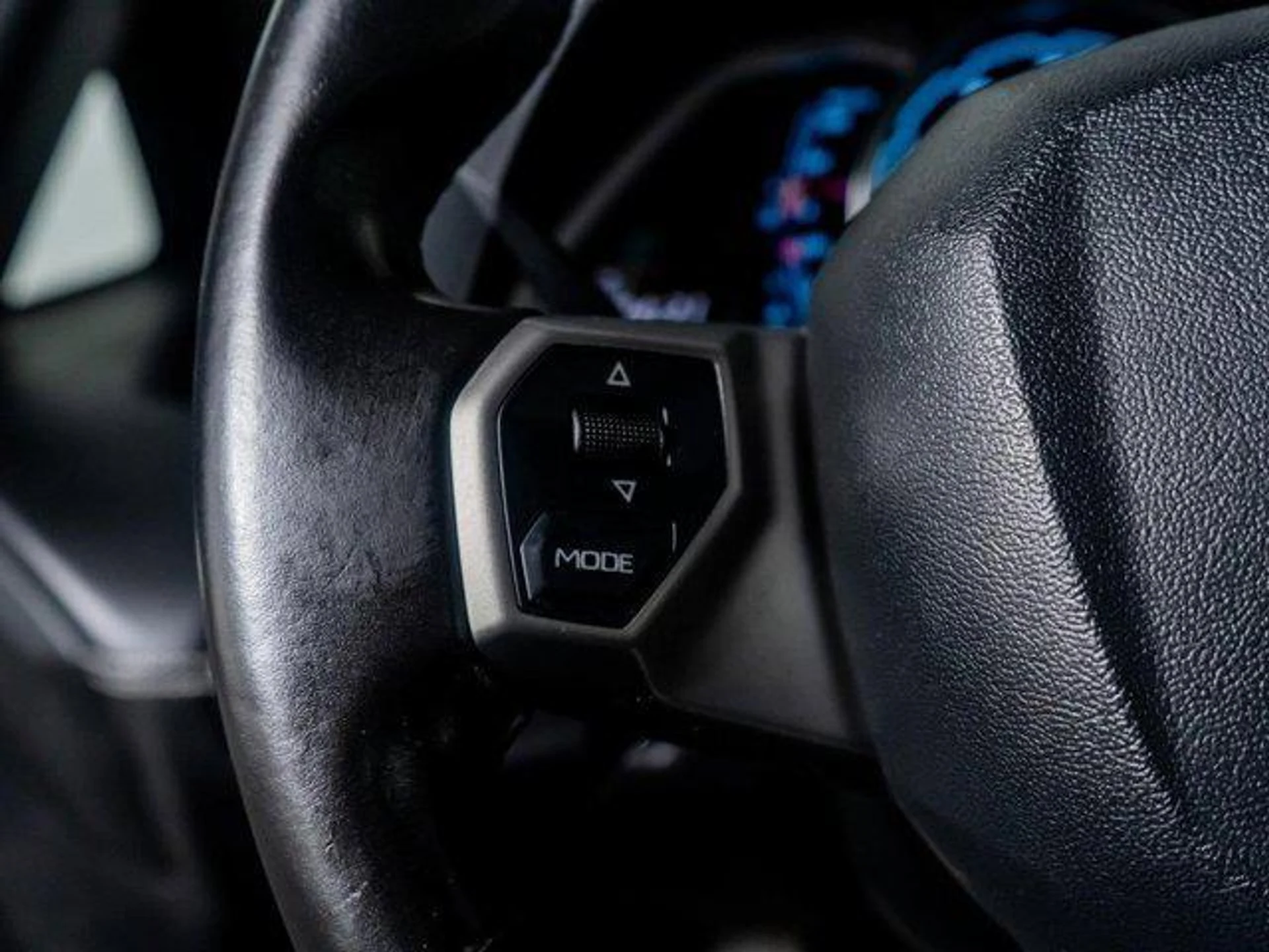 mph035_3422710087_a_Tn_Bq_Qz_Cf_Mv_K2w_Zea_M_Nx_Ts_I1w_Bc_30e82ed259