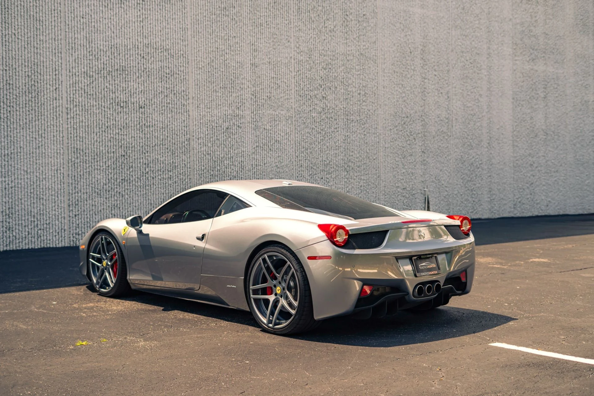 mph035_3429371847_Used_2012_Ferrari_458_Italia_1777320128_b725ec15f9