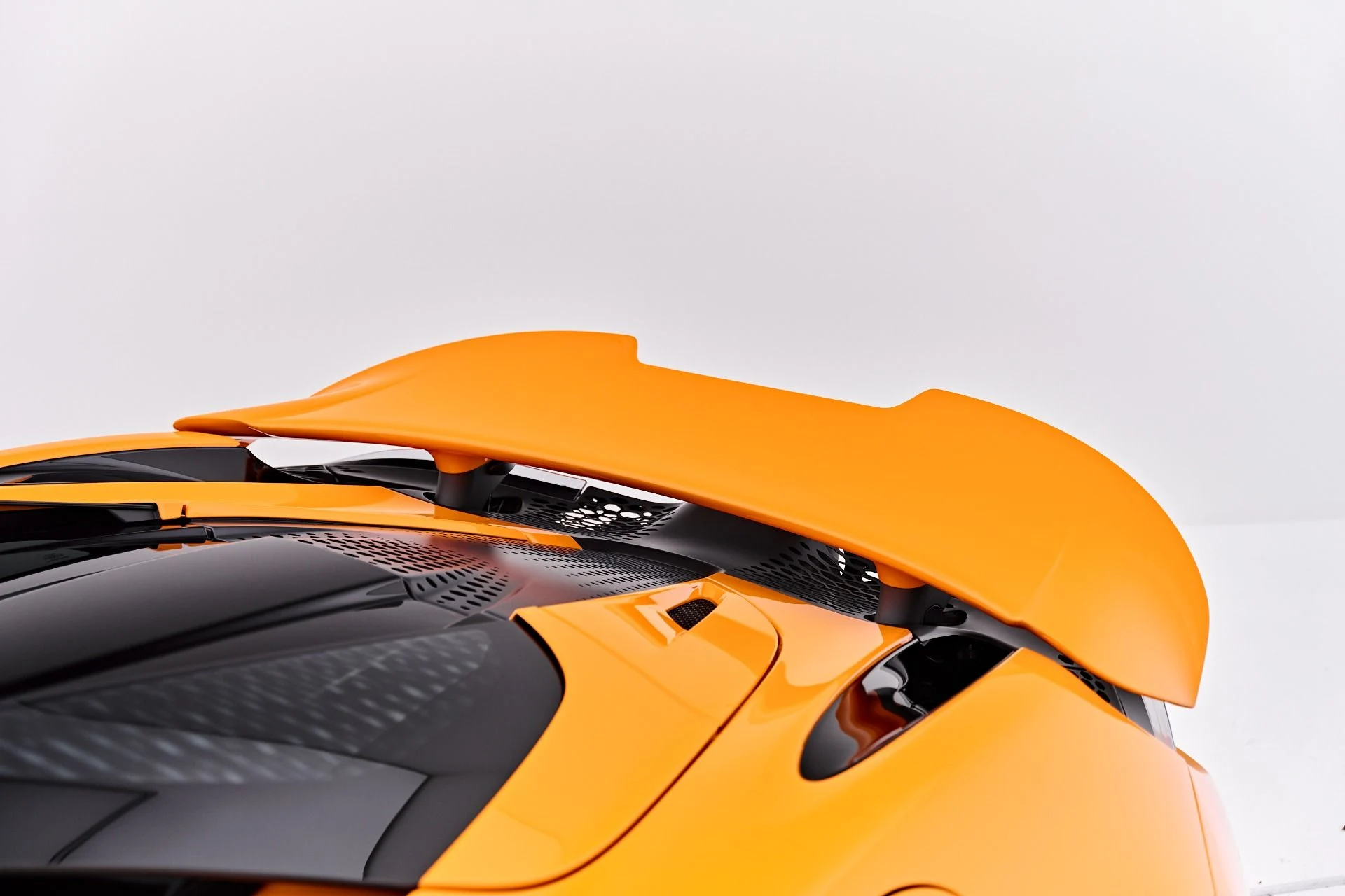 mph035_3434459181_Used_2025_Mc_Laren_750_S_1786993765_79b99c1cad