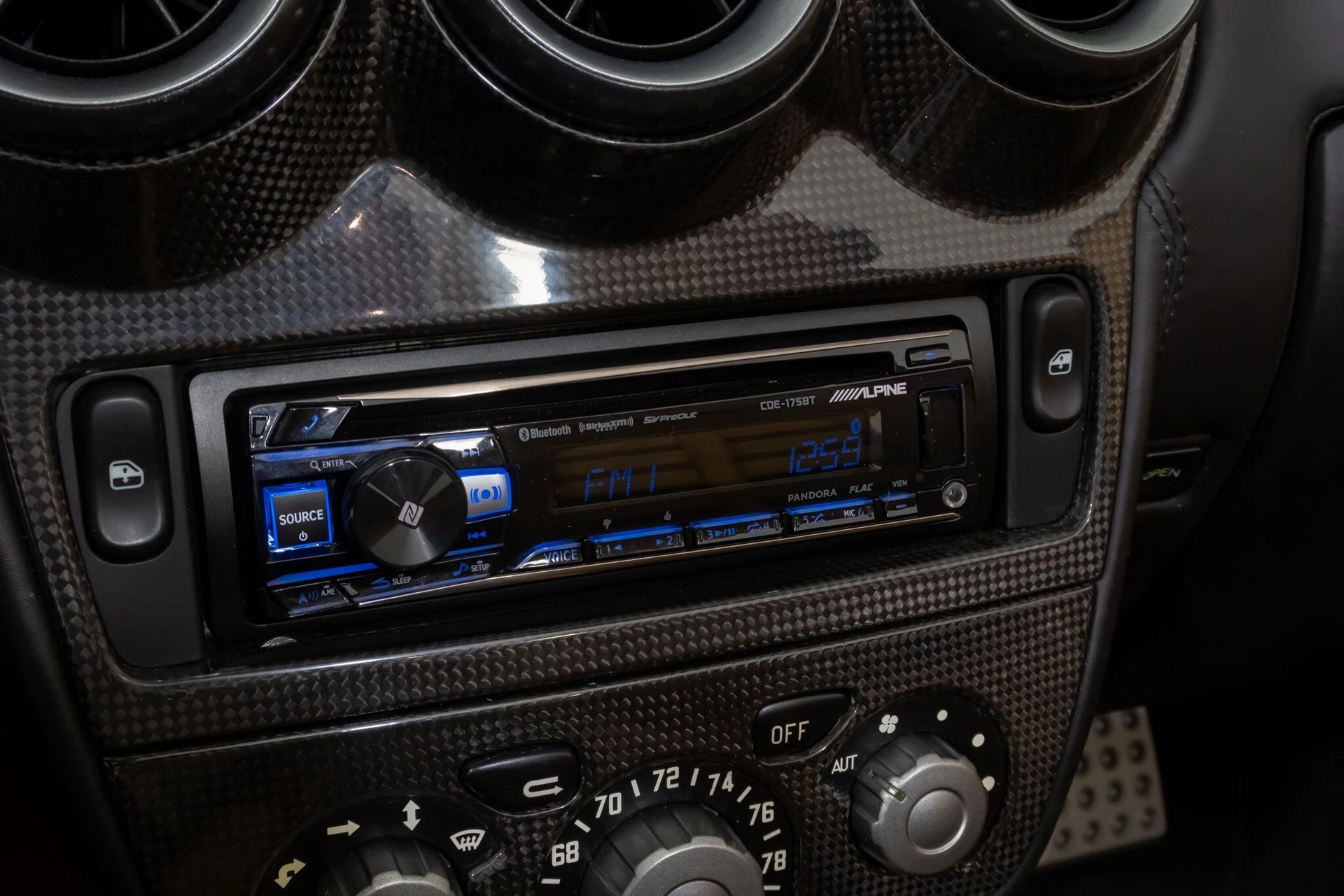 mph035_345310544_2e0eac44bb726d874f9b19462884a011_3152300d9a