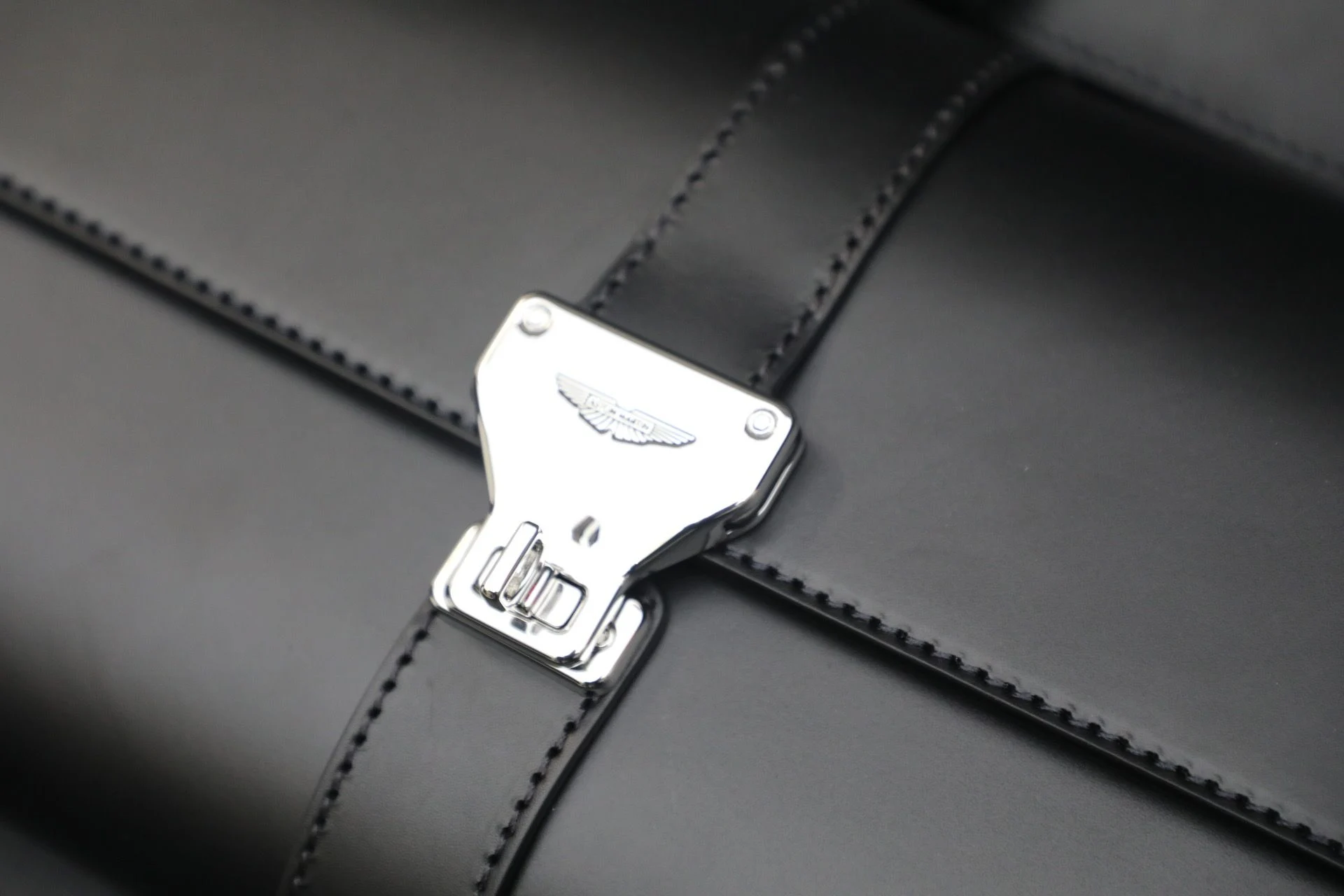 mph035_3456929353_Used_2025_Aston_Martin_Vanquish_1189fd6959
