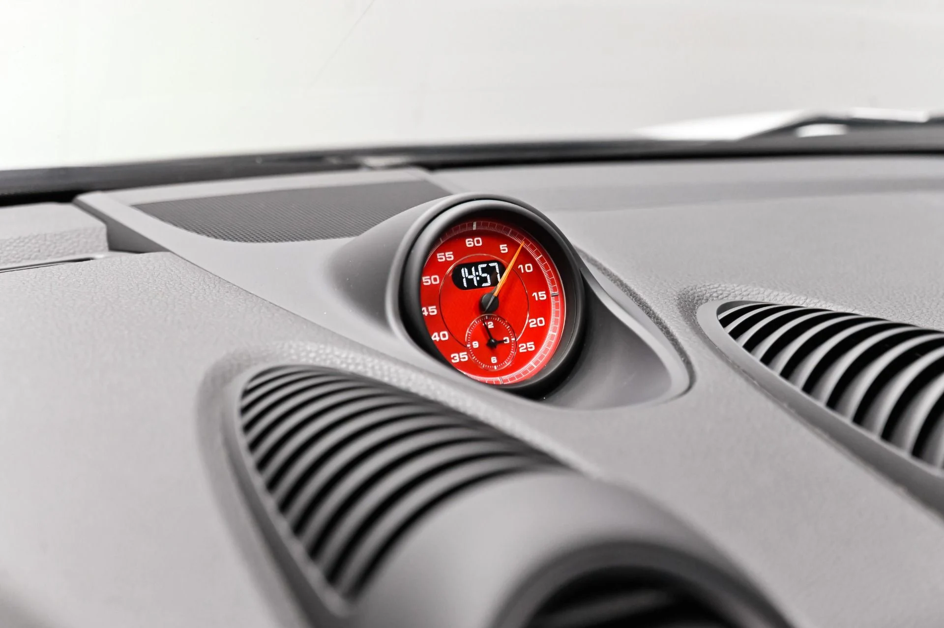 mph035_3468168945_Used_2022_Porsche_718_Cayman_GT_4_1793042587_cd78a3c625
