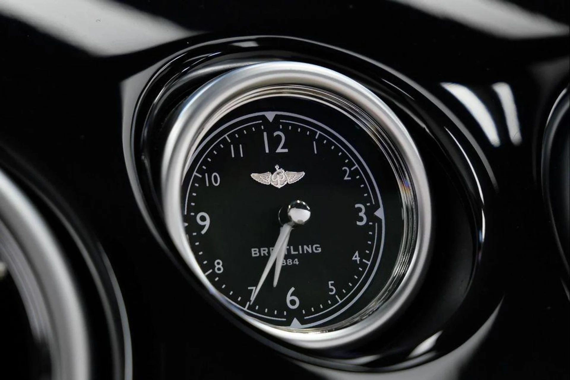 mph035_346933376_2_D55rw_U7vssht1_Mo8_L26y_Cru28_6d81929670