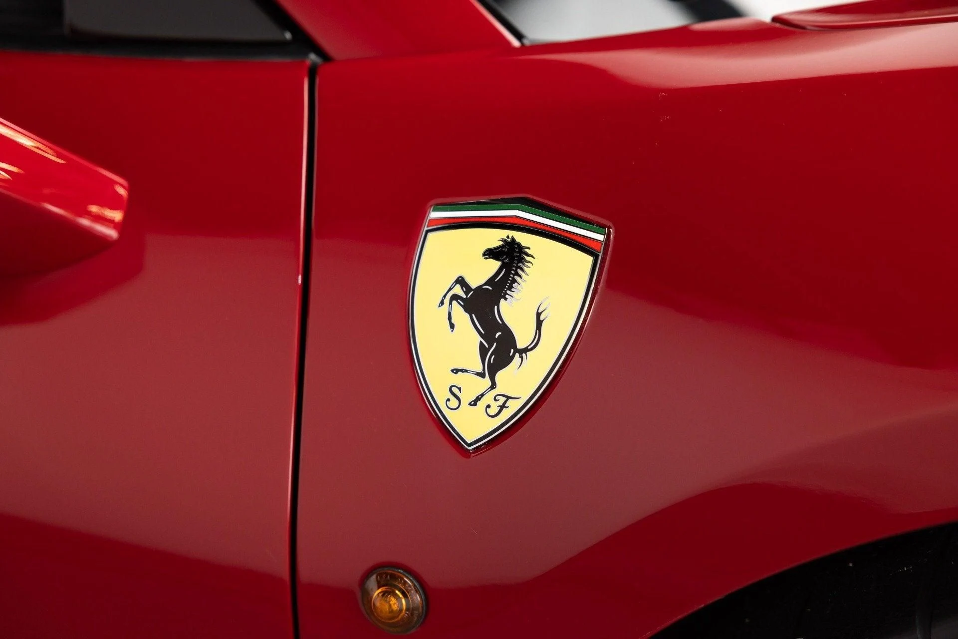 mph035_3483665582_Used_2020_Ferrari_488_Pista_Spider_1786793392_2570538536