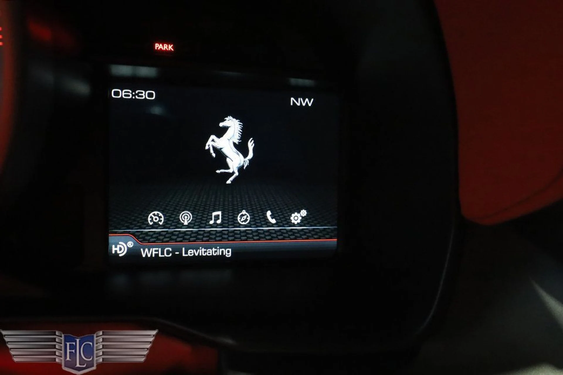 mph035_348928725_used_2021_ferrari_f8_spider_convertible_9689_22996812_36_1024_3c62680d4d