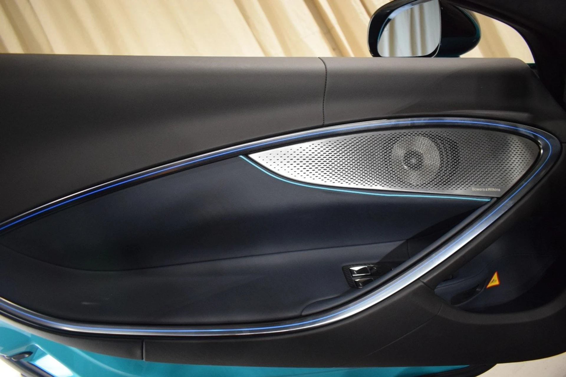 mph035_3492309367_0b51f33c8d17a133582f8985c6d37ab6x_bbf9622d3f