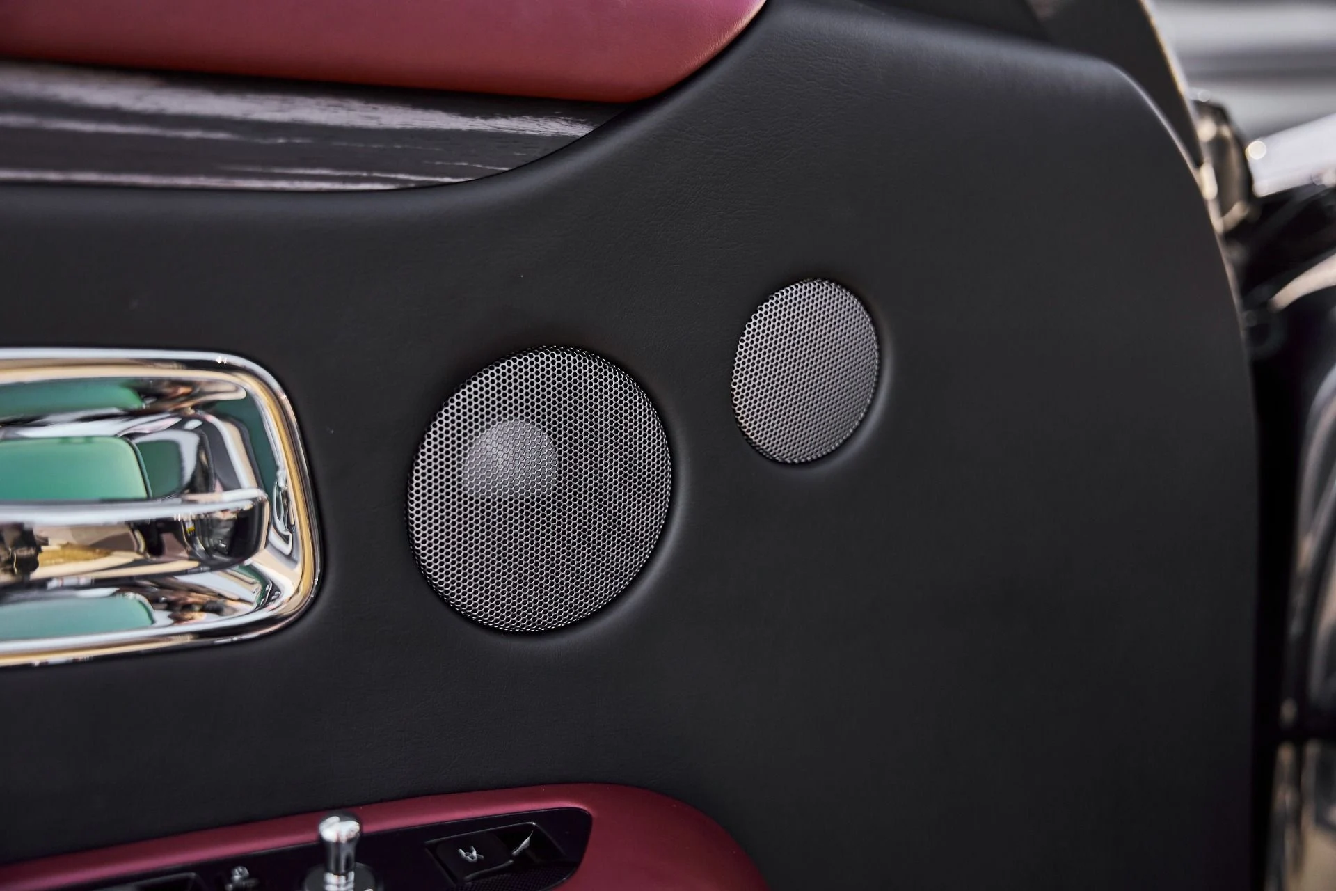 mph035_3508112022_Used_2023_Rolls_Royce_Ghost_1770699546_42cd9f5932