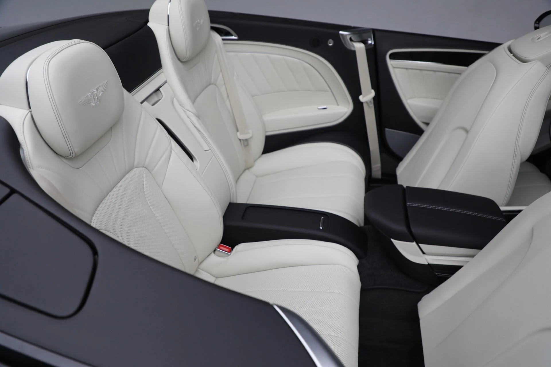 mph035_3517431207_New_2024_Bentley_Continental_GTC_Edition_8_df6a3e5269