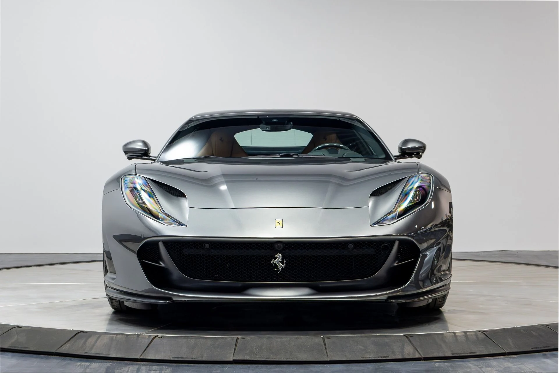 mph035_352219402_Used_2020_Ferrari_812_Superfast_1777416323_5df01ad516
