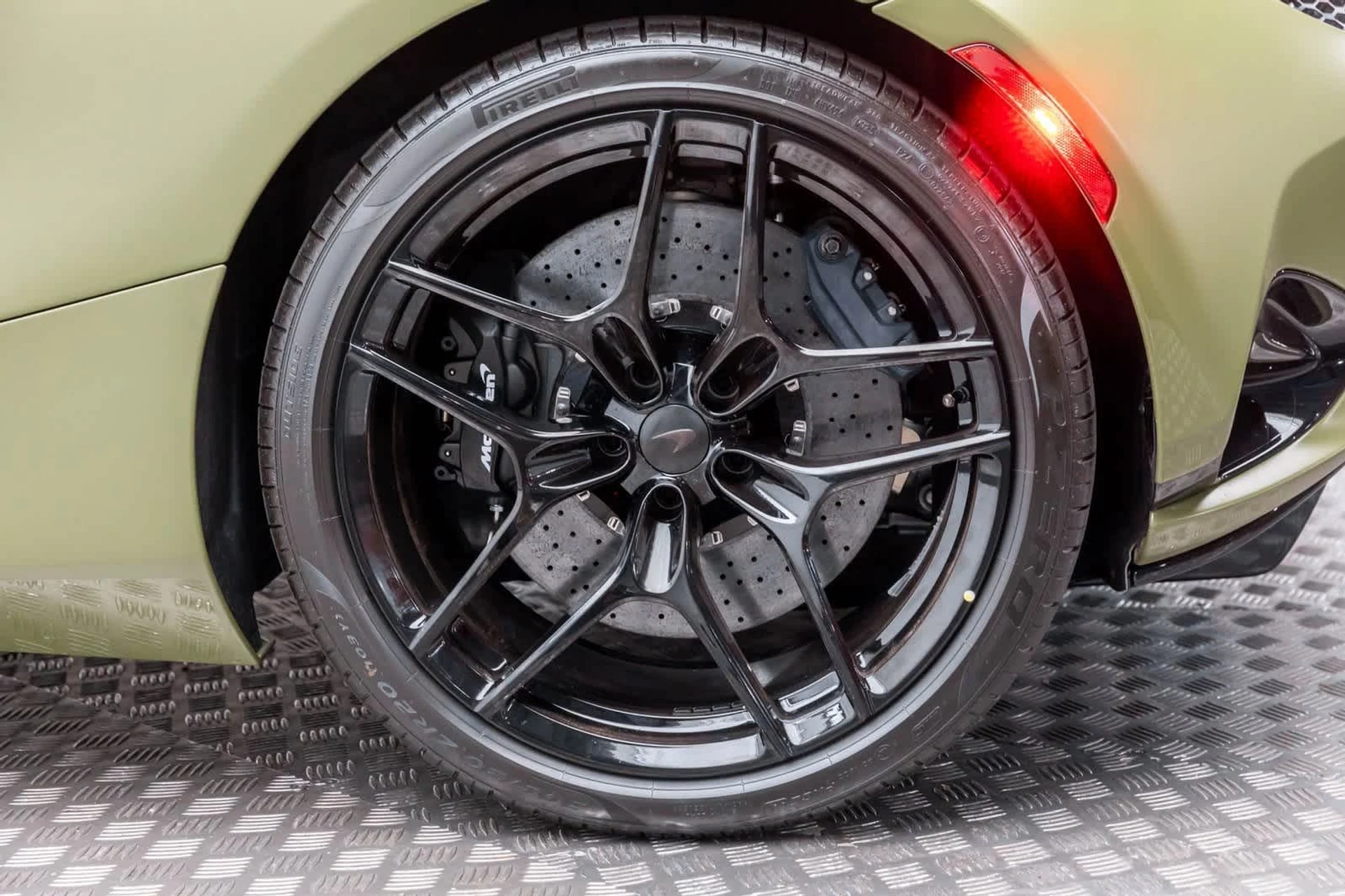 mph035_3522394445_36_ecea6ef500