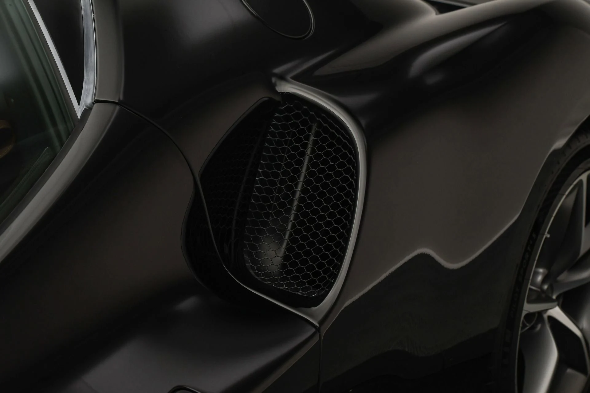 mph035_3525222762_1ed57138429b4593917993cfcecc8305_514729c429