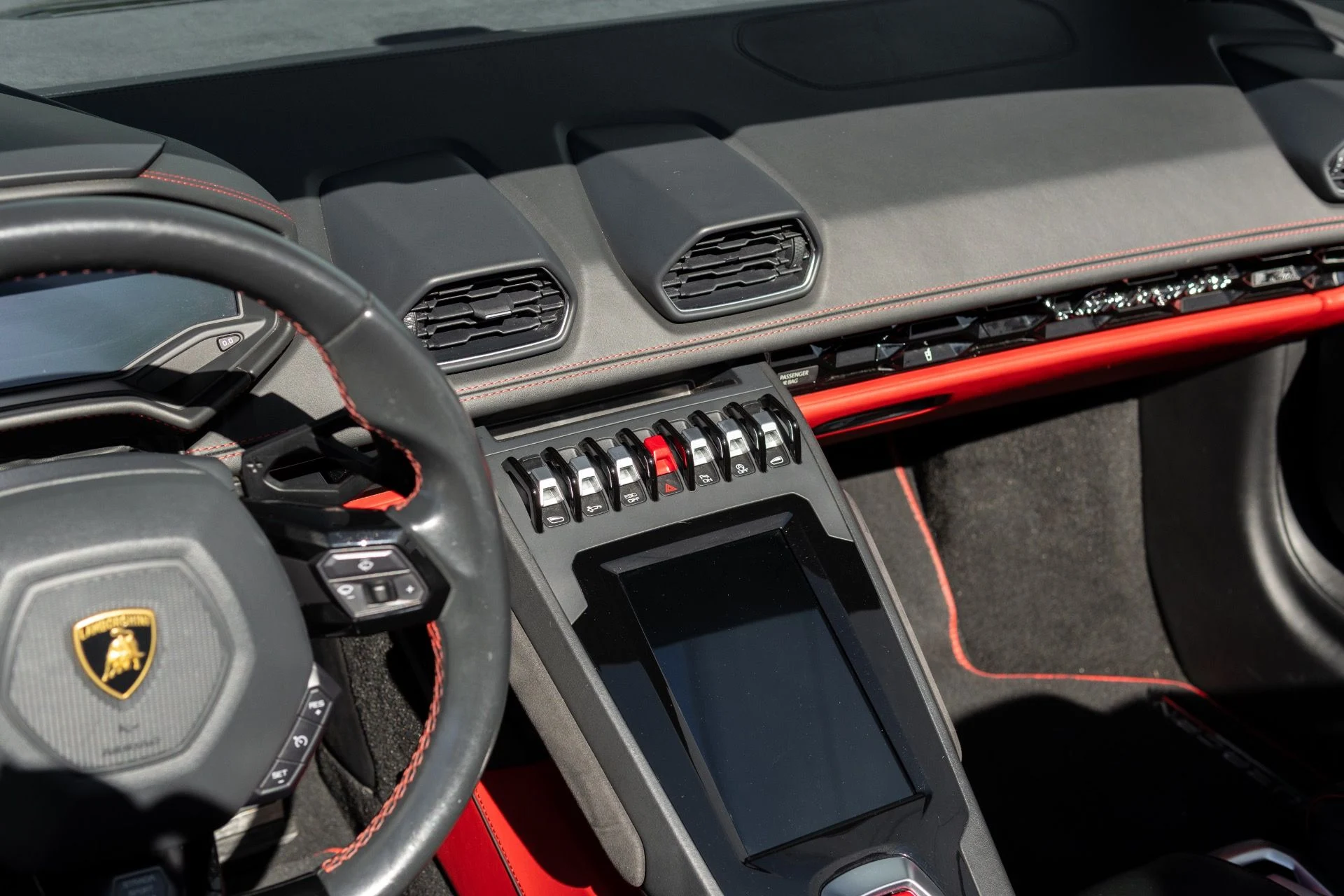 mph035_3531326766_Used_2021_Lamborghini_Huracan_EVO_Spyder_1766013013_f07ffc42d2