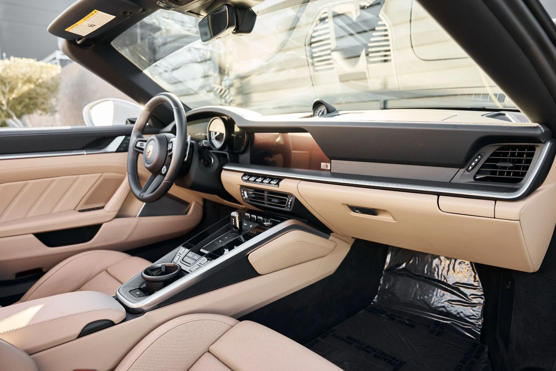 mph035_3536750667_Used_2024_Porsche_911_Turbo_1768616366_7f601950fd