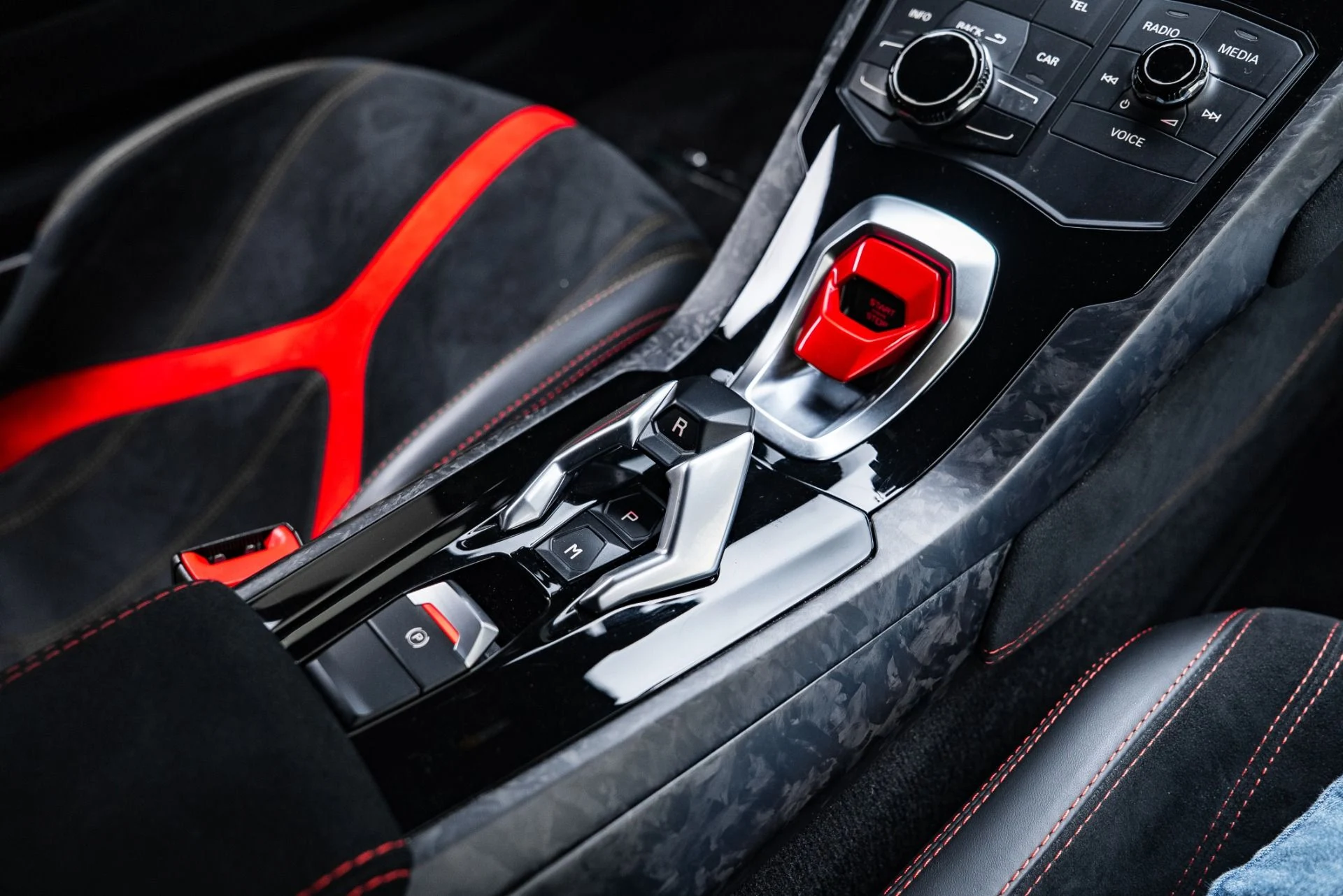 mph035_3548635482_Used_2018_Lamborghini_Huracan_LP_640_4_Performante_1765562495_2c6c7a5587