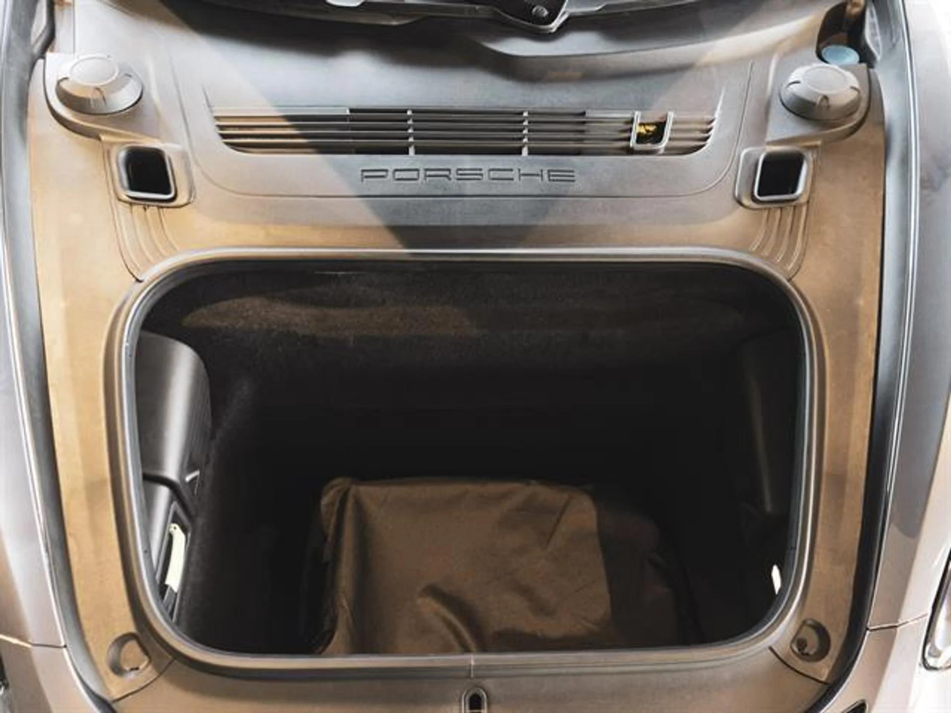 mph035_3565333451_h_ECNMJ_Hzl_Kl_SEQNF_Hgn_KML_Io_I_Ds_d5abab4368