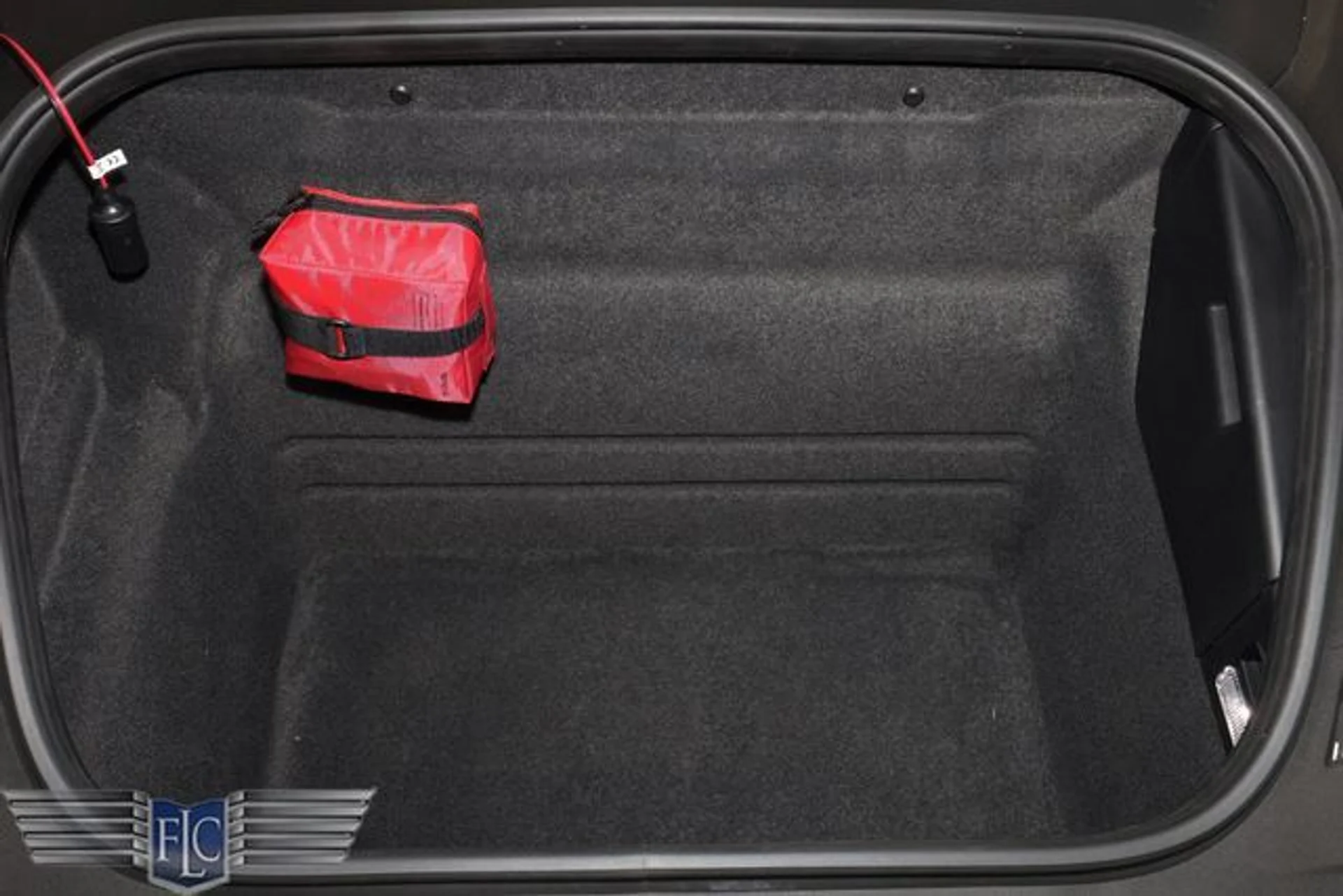mph035_3565923681_used_2024_porsche_911_gt3coupewtouringpackage_9689_23060491_40_640_5b86be9256