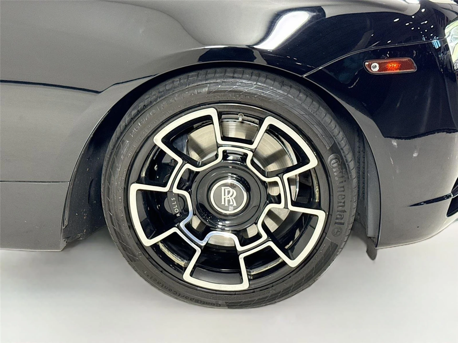 mph035_3579512066_fec9b1f975dd3814a9bdf09fd393b324_b60e5769bd
