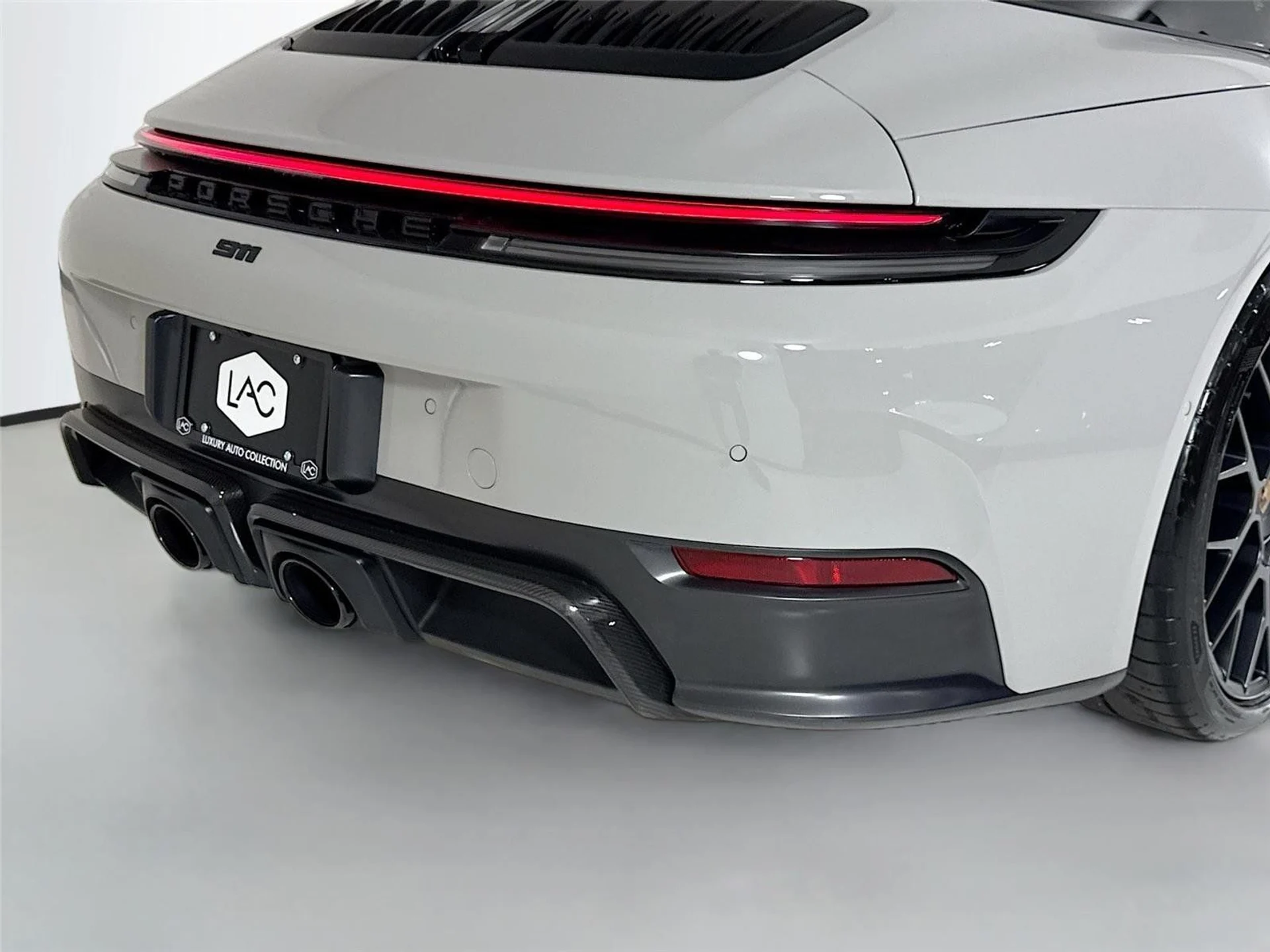 mph035_3616122048_5047816919a40bbb65455196ac7d3313_617566f72d