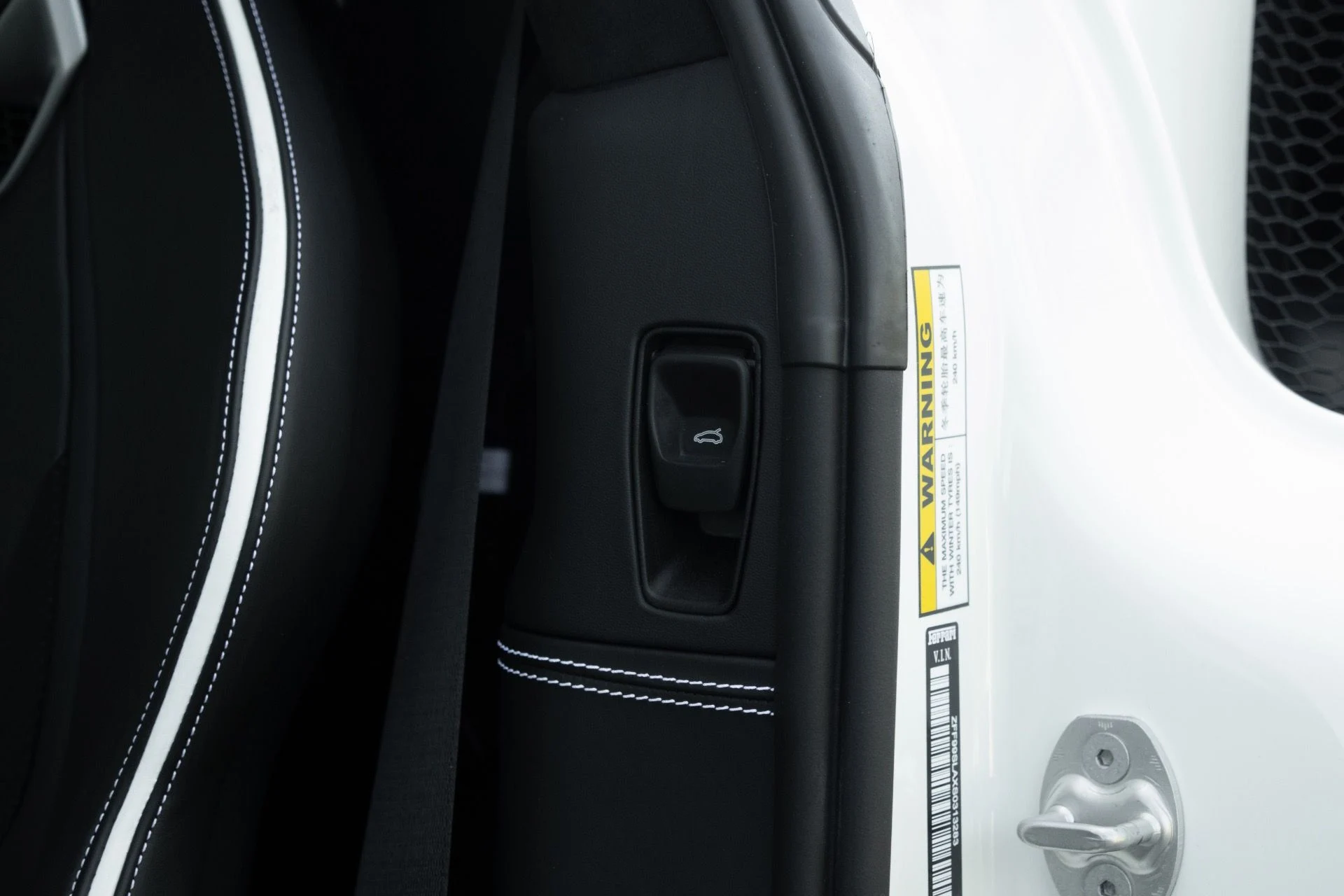 mph035_3650859693_Used_2025_Ferrari_296_GTB_1761682901_f3c2c9ab5d