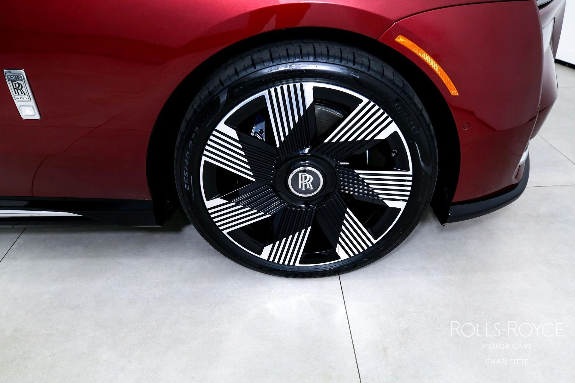 mph035_365656532_Used_2024_Rolls_Royce_Spectre_1750451753_e2800063dc
